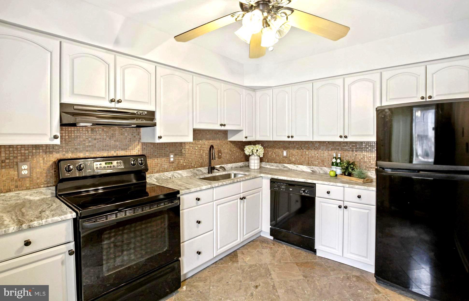 PAINTERS HILL - Residential