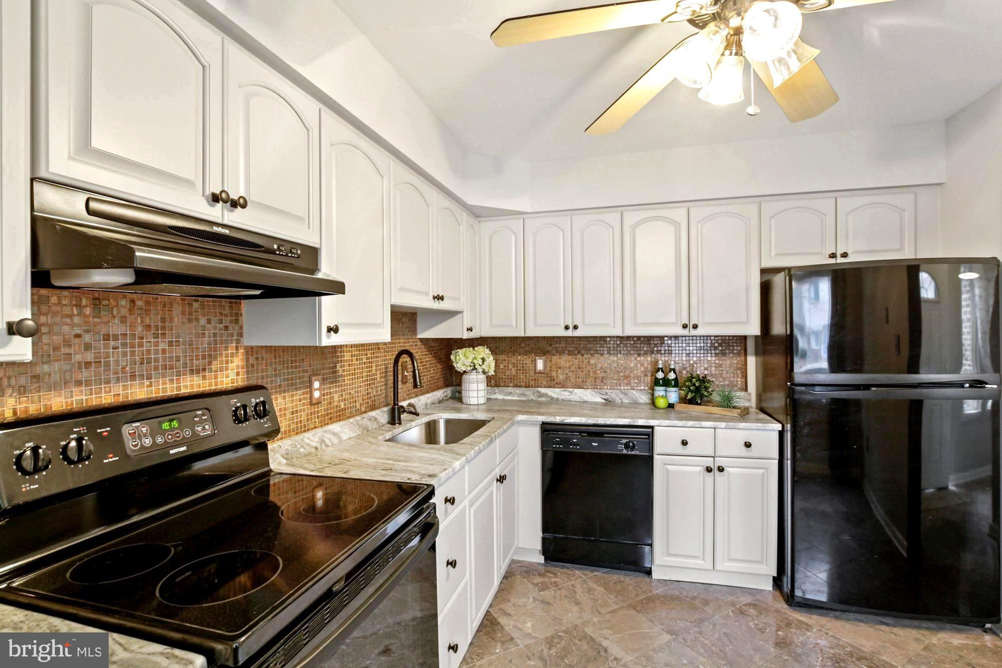 PAINTERS HILL - Residential