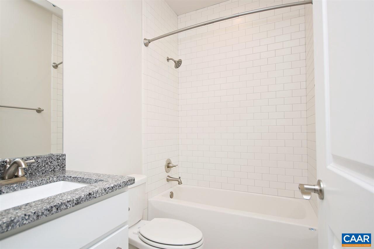 AVINITY - Residential Lease