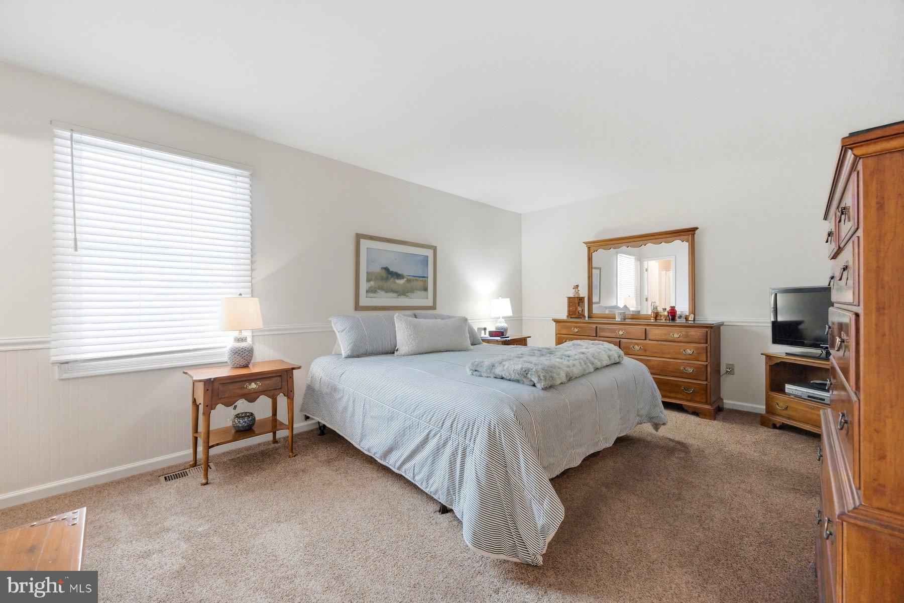 CLIPPER HILL ESTATES - Residential