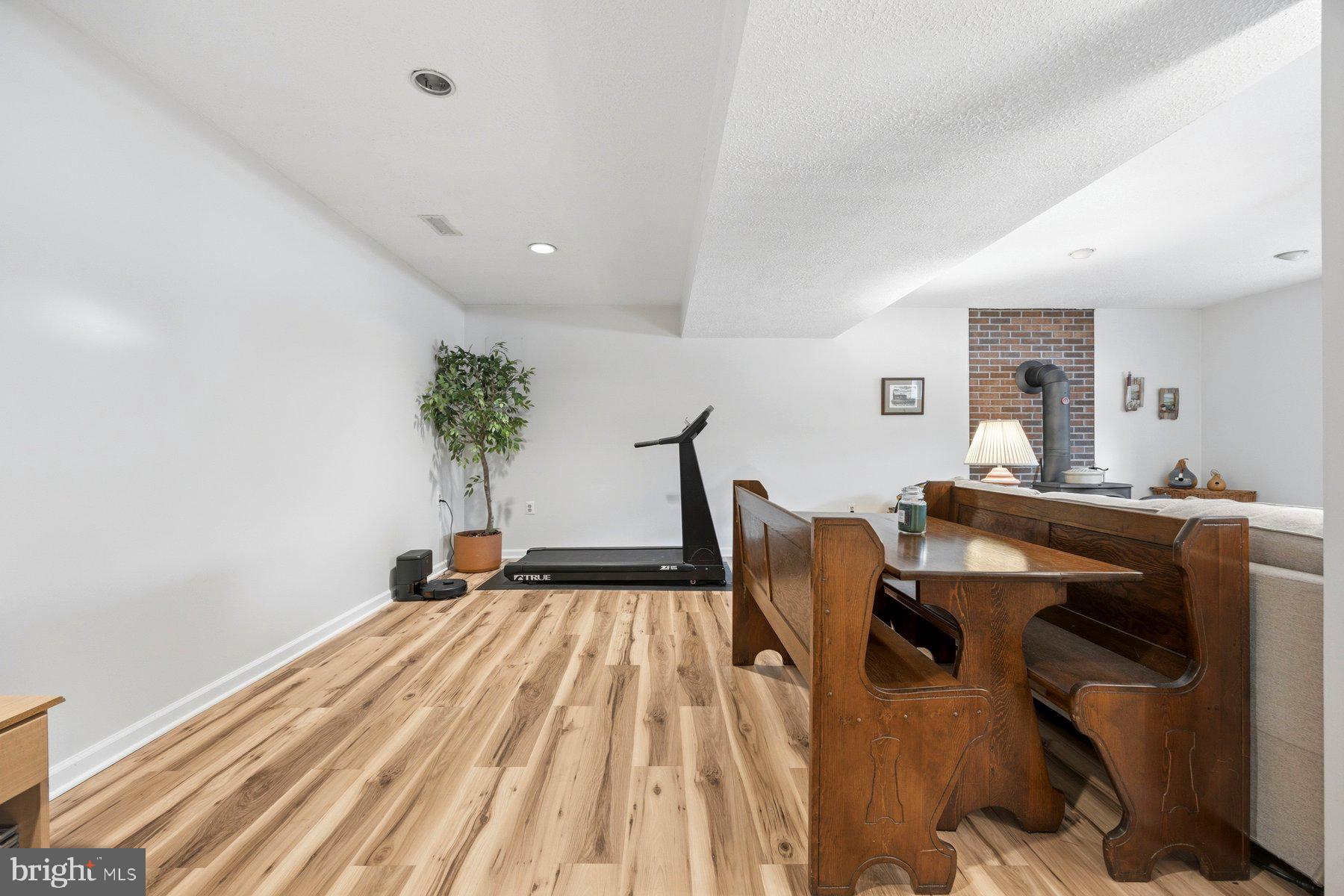 CLIPPER HILL ESTATES - Residential