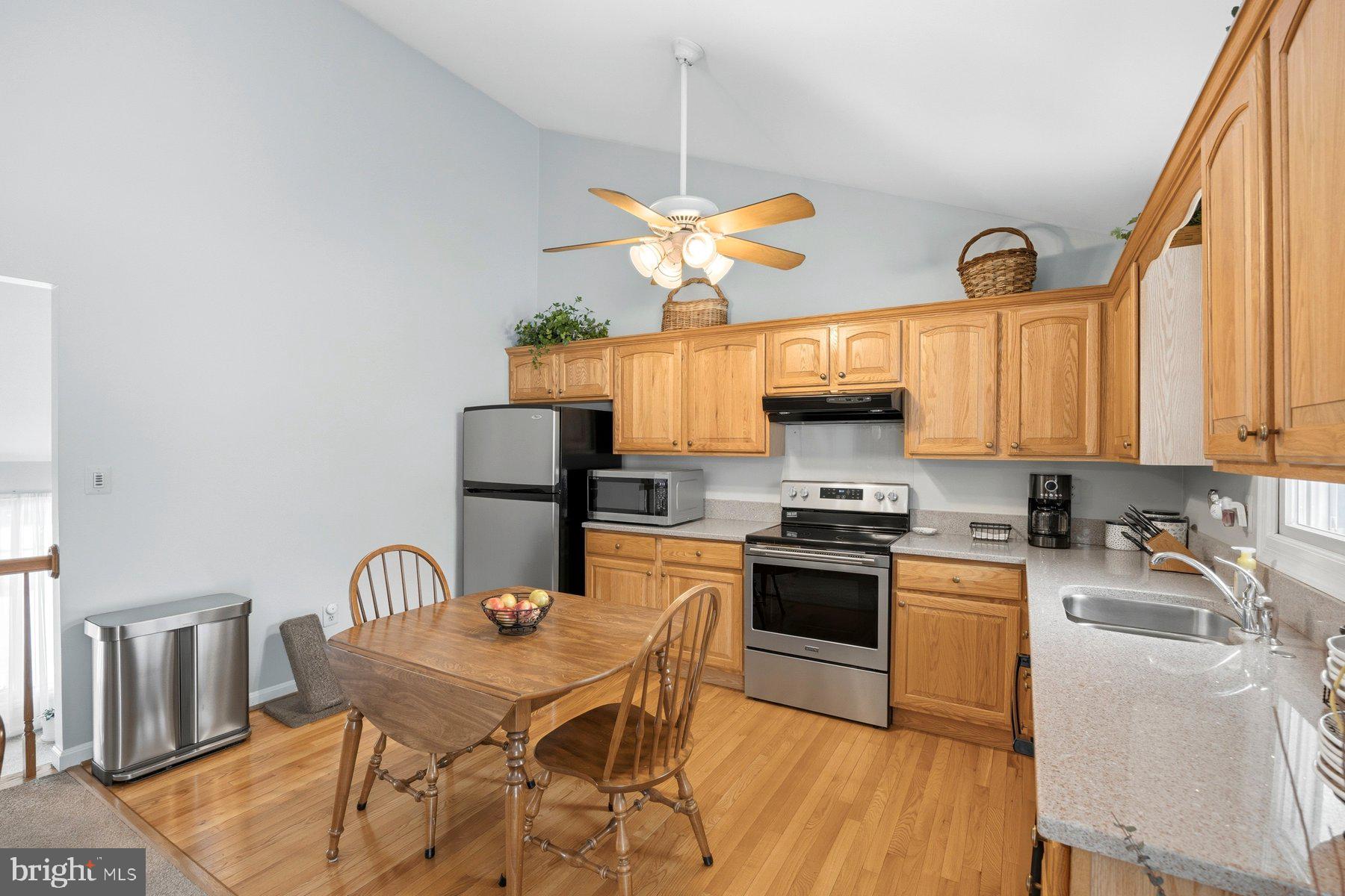 CLIPPER HILL ESTATES - Residential