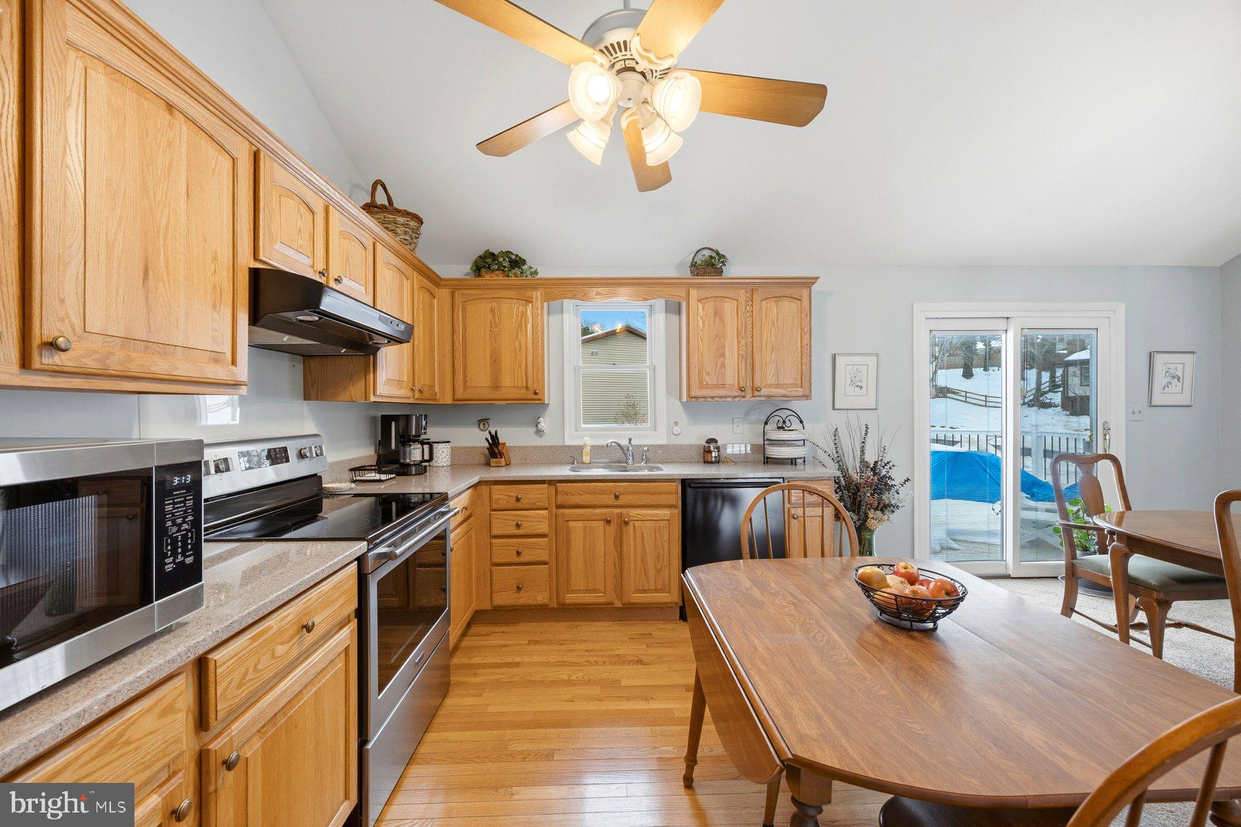 CLIPPER HILL ESTATES - Residential