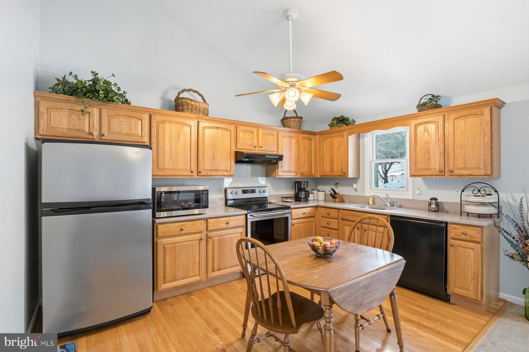 CLIPPER HILL ESTATES - Residential