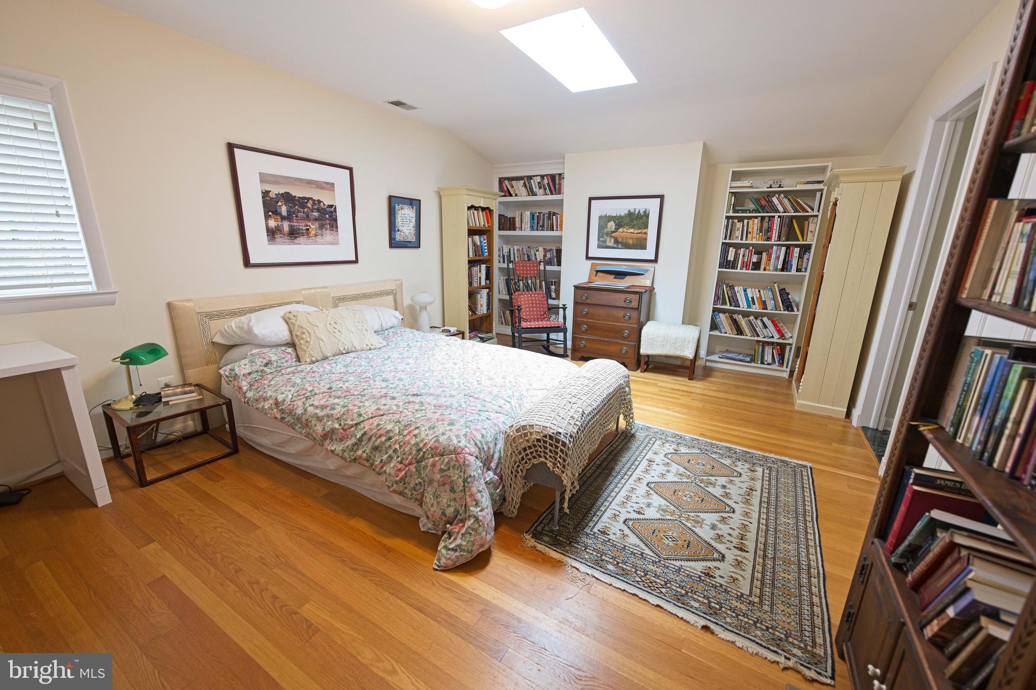 POTOMAC HILLS - Residential