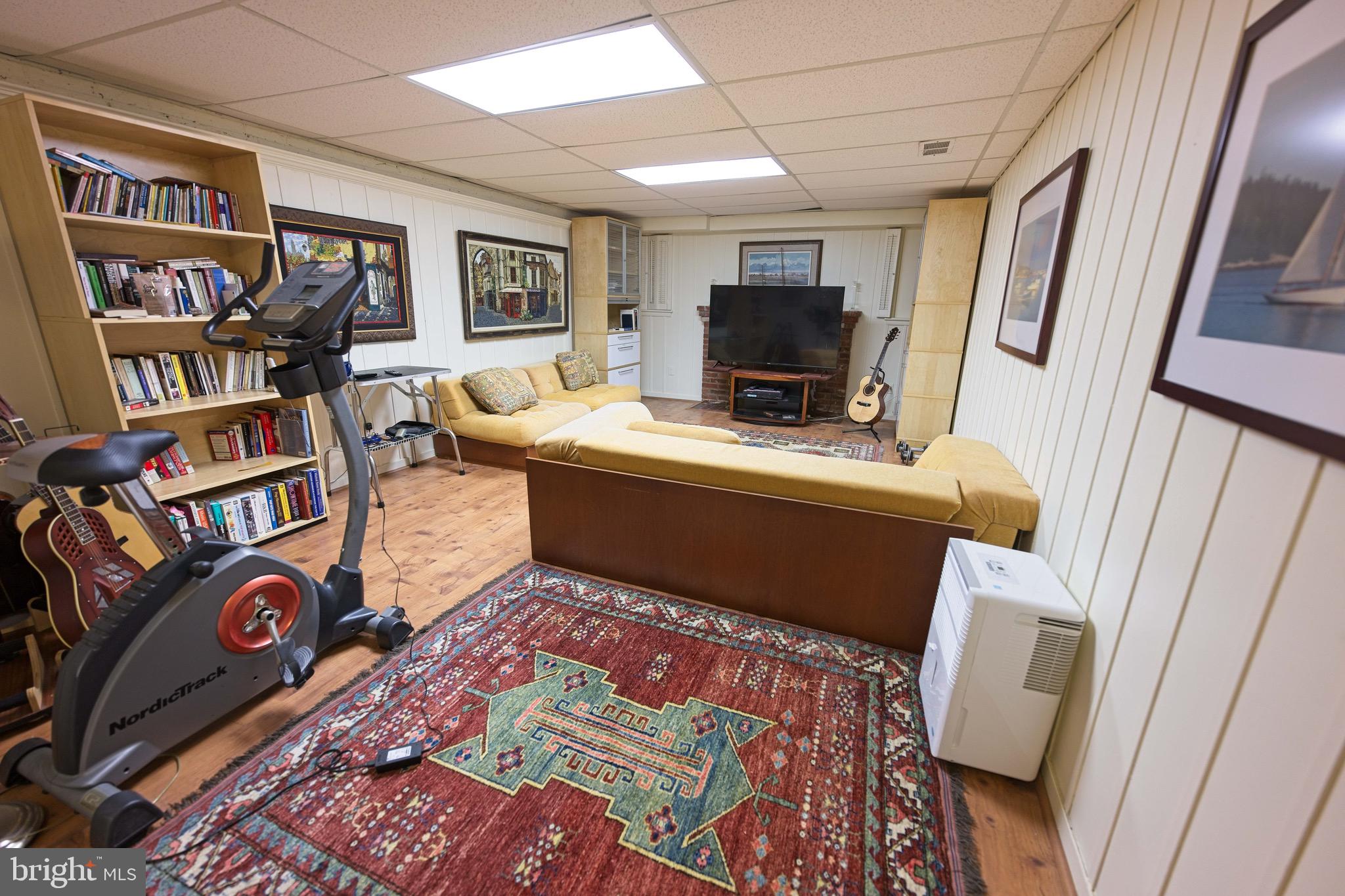 POTOMAC HILLS - Residential