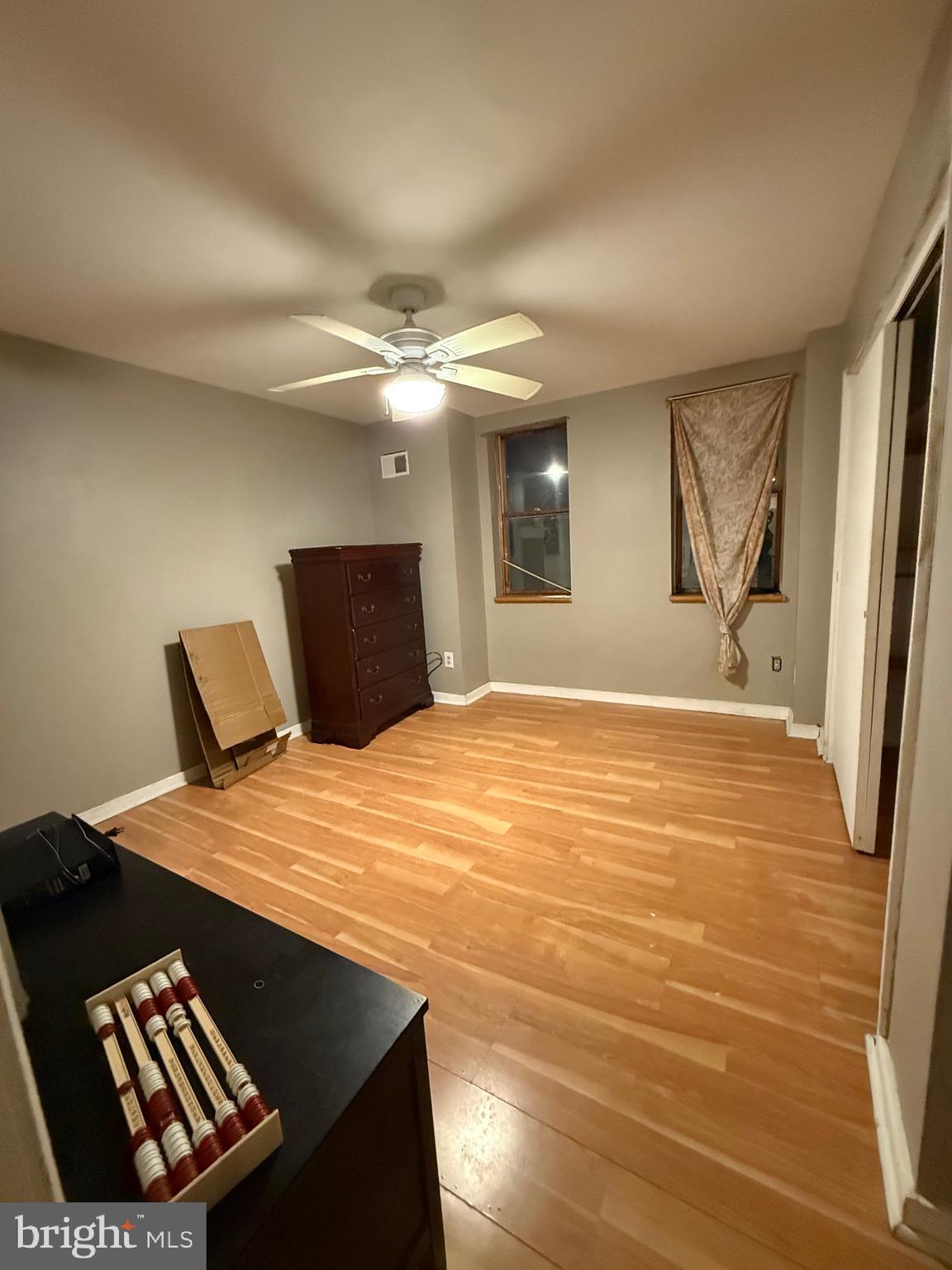 LOWER MOYAMENSING - Residential