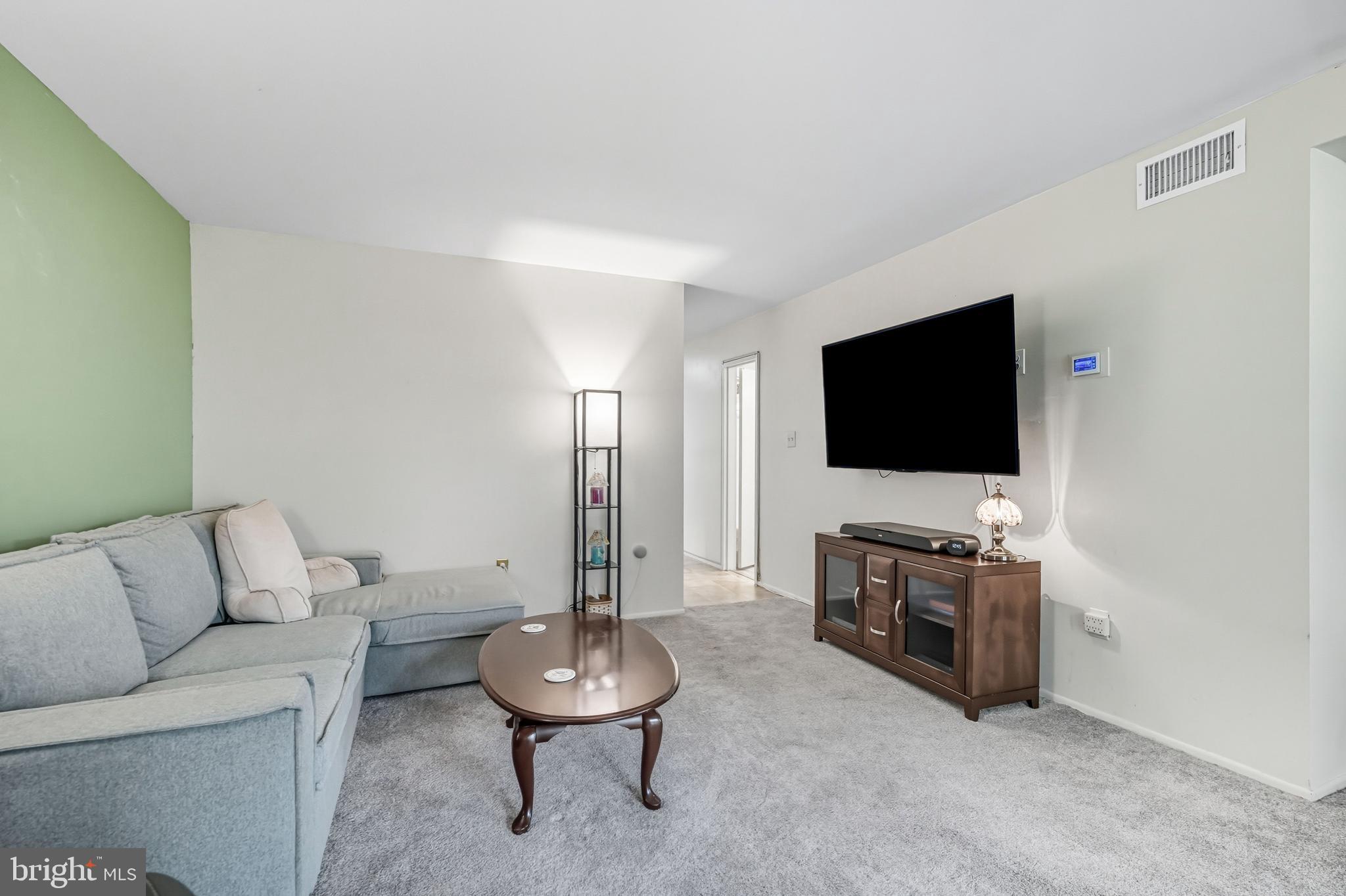 PAINTERS CROSSING - Residential