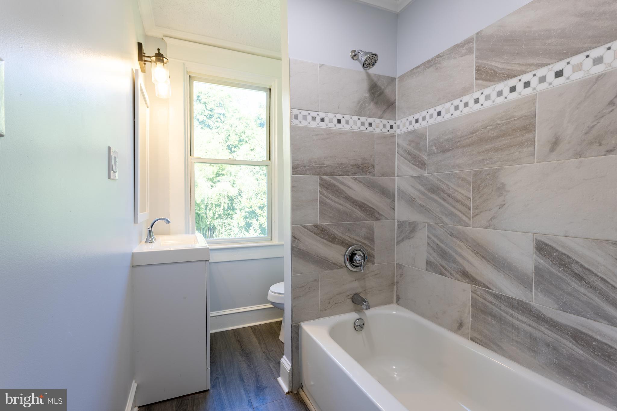 GARDENVILLE - Residential