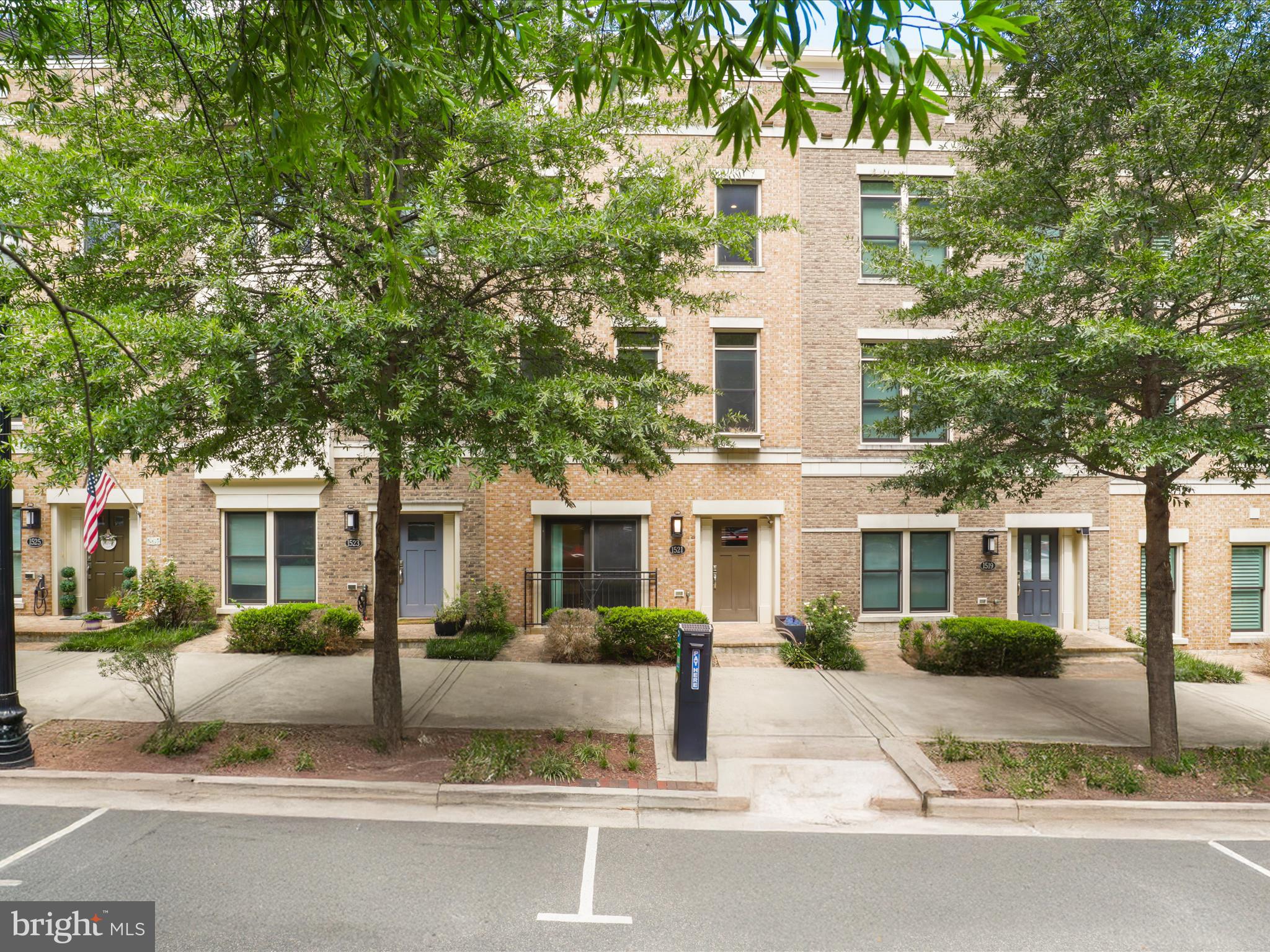 1521 16TH ROAD N
