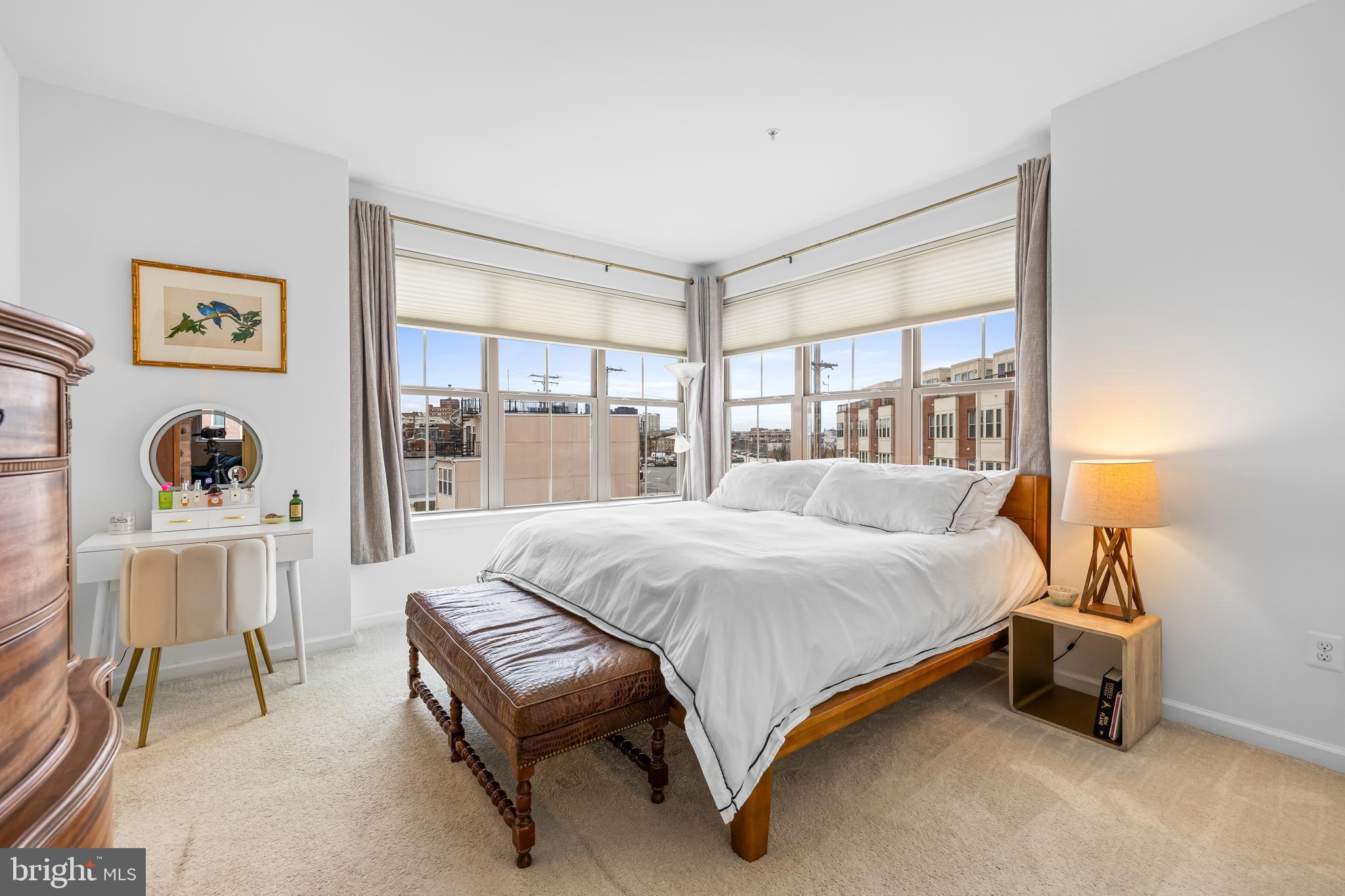 LOCUST POINT - Residential