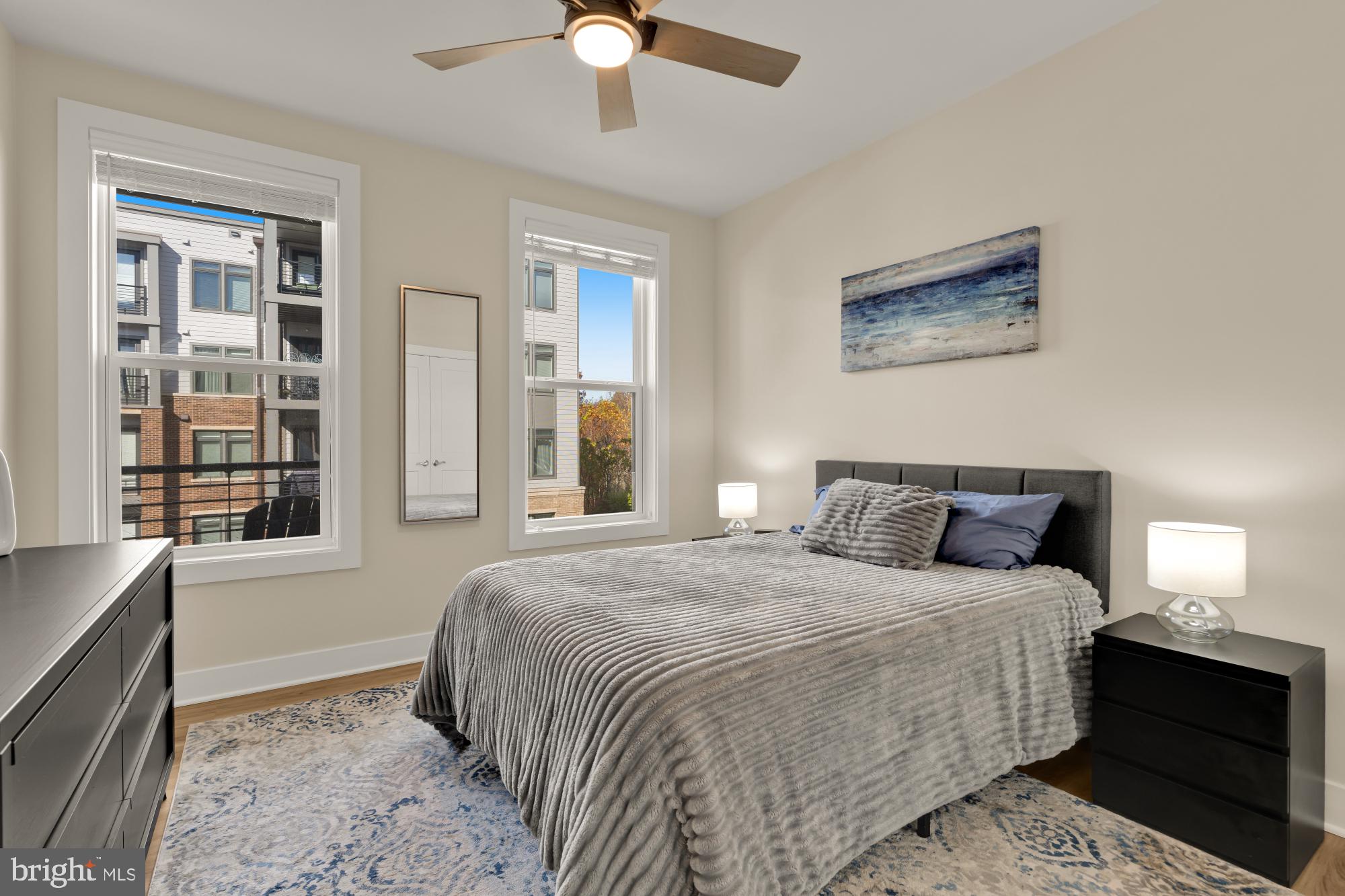 TALL OAKS - Residential