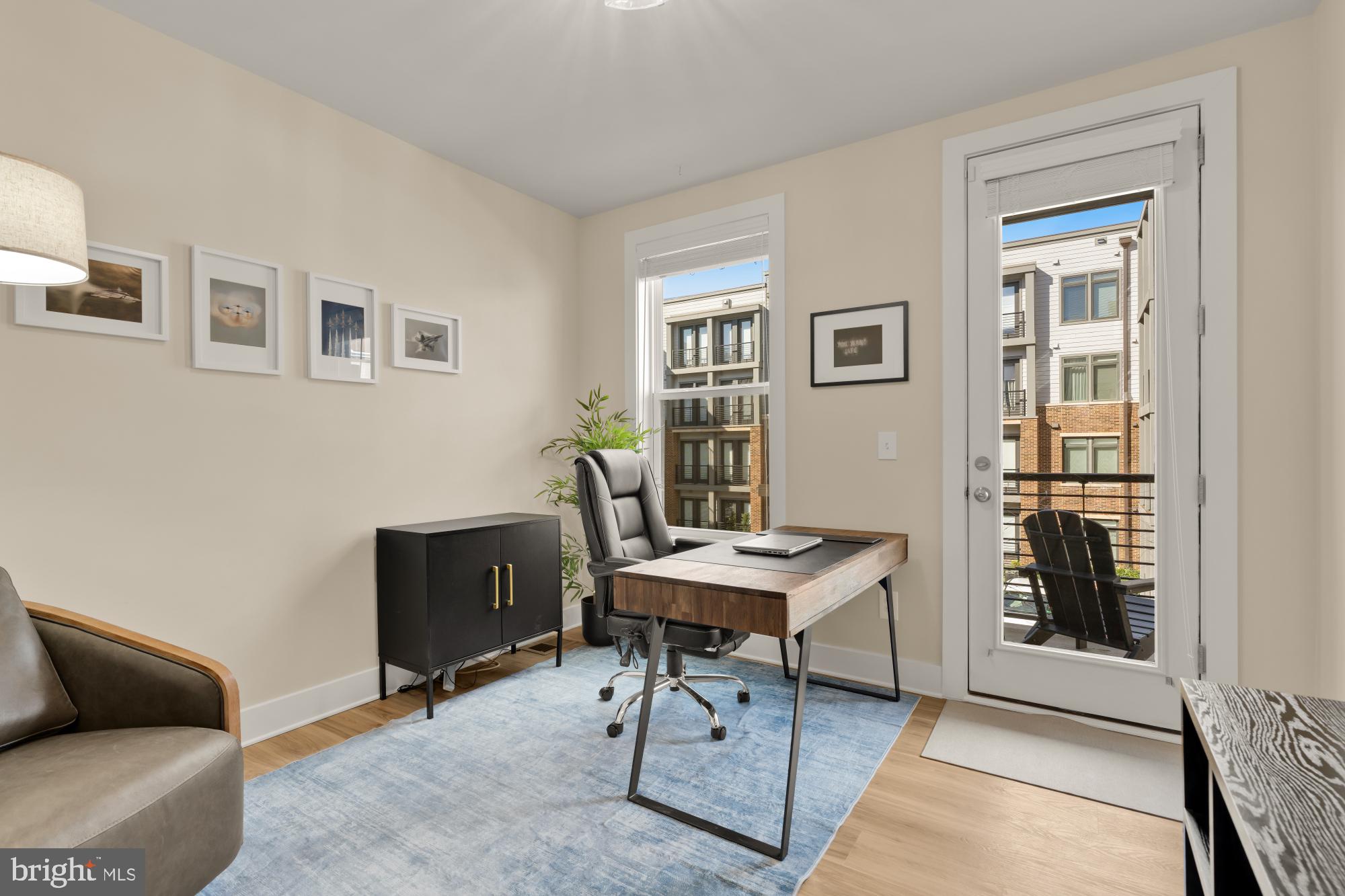 TALL OAKS - Residential