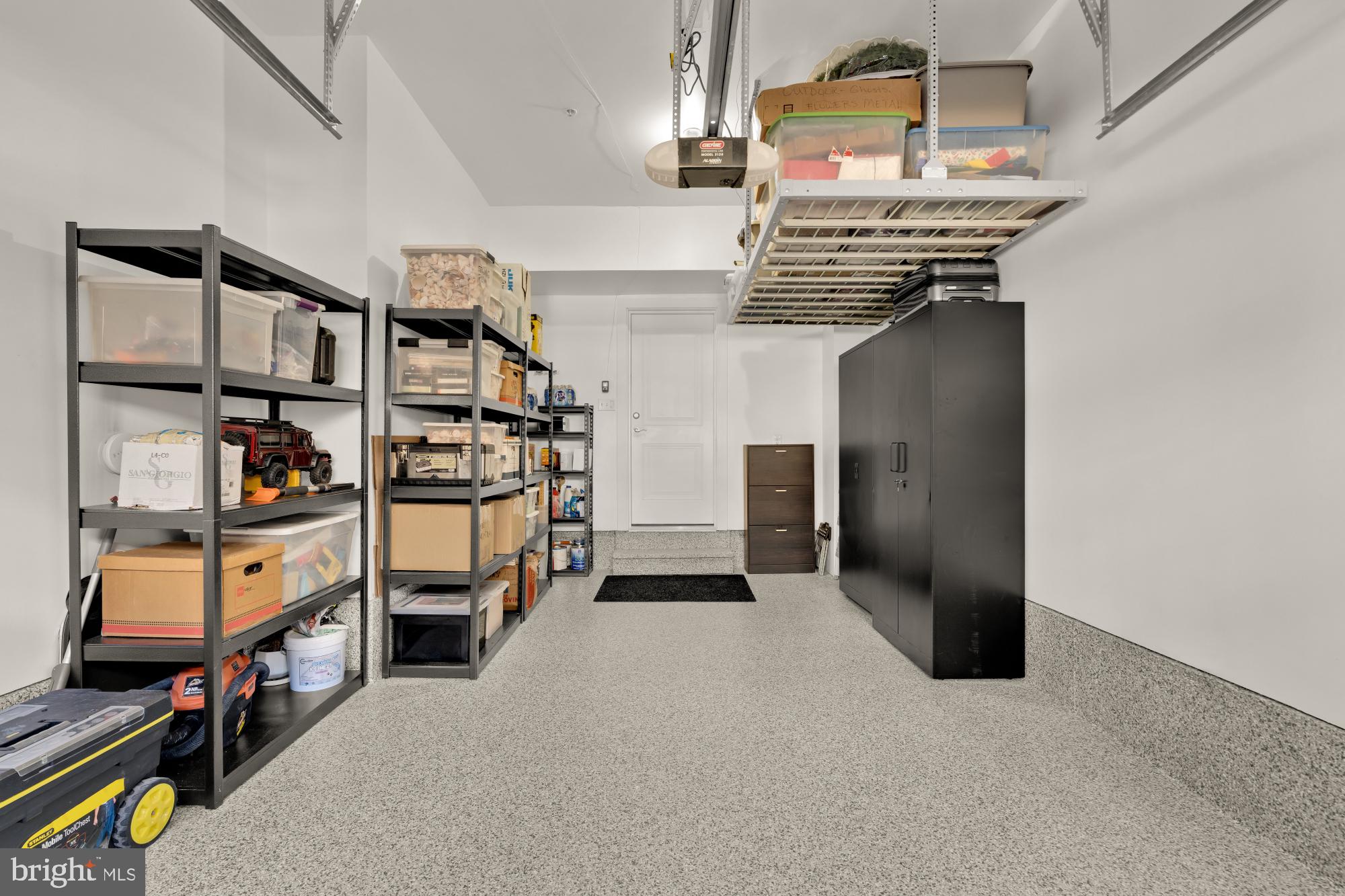 TALL OAKS - Residential