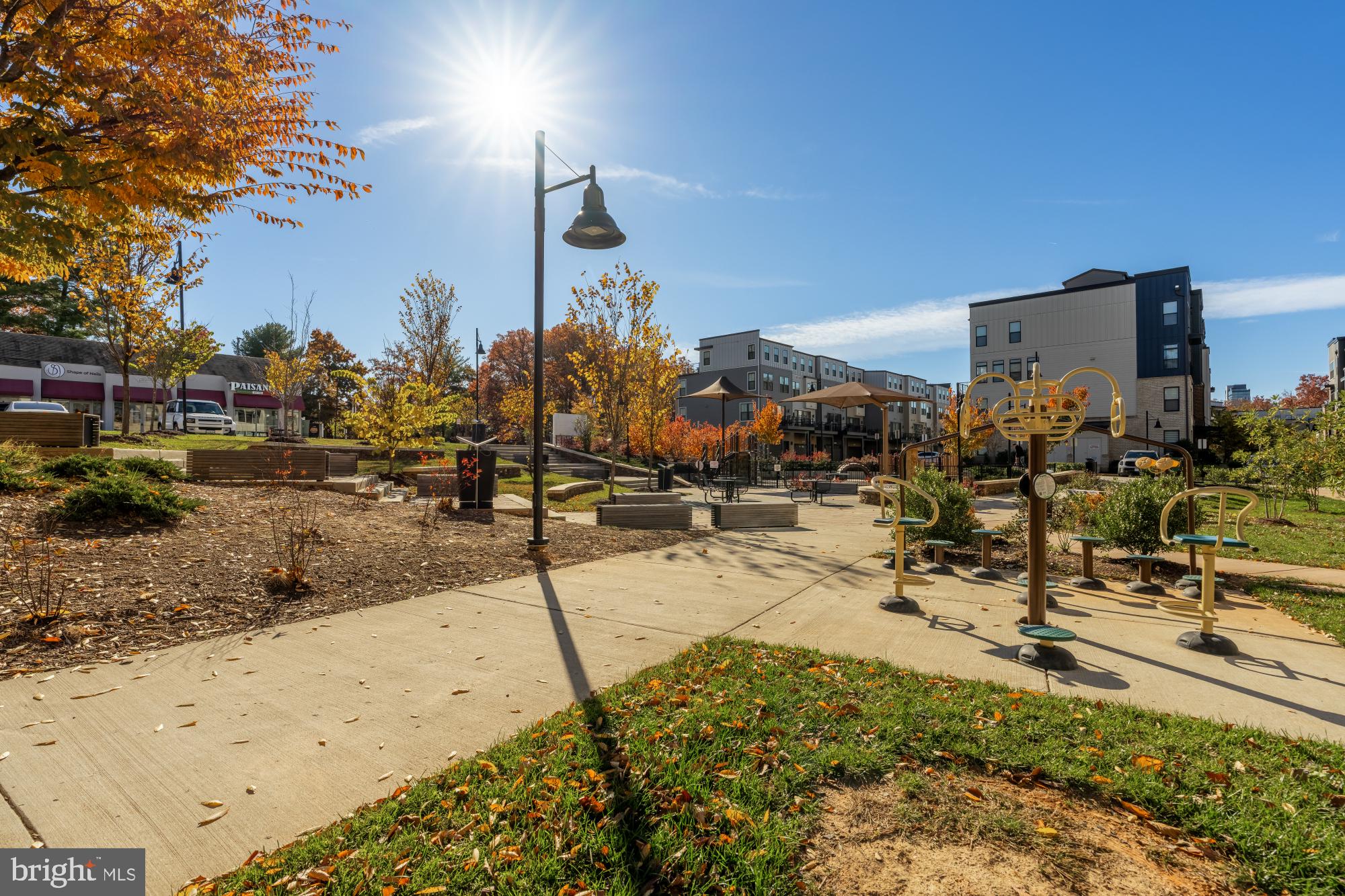 TALL OAKS - Residential