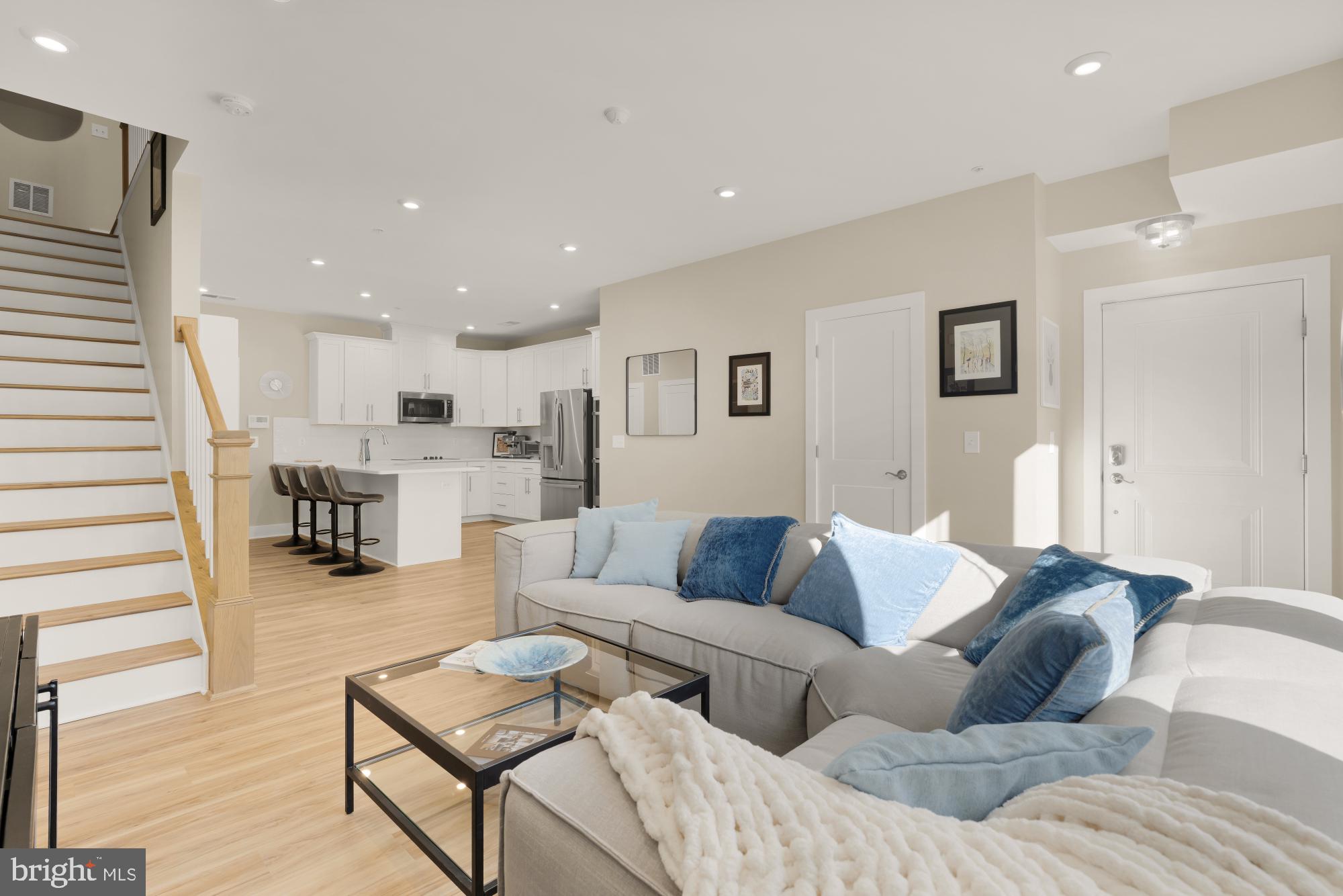 1704 BANDIT LOOP 20A