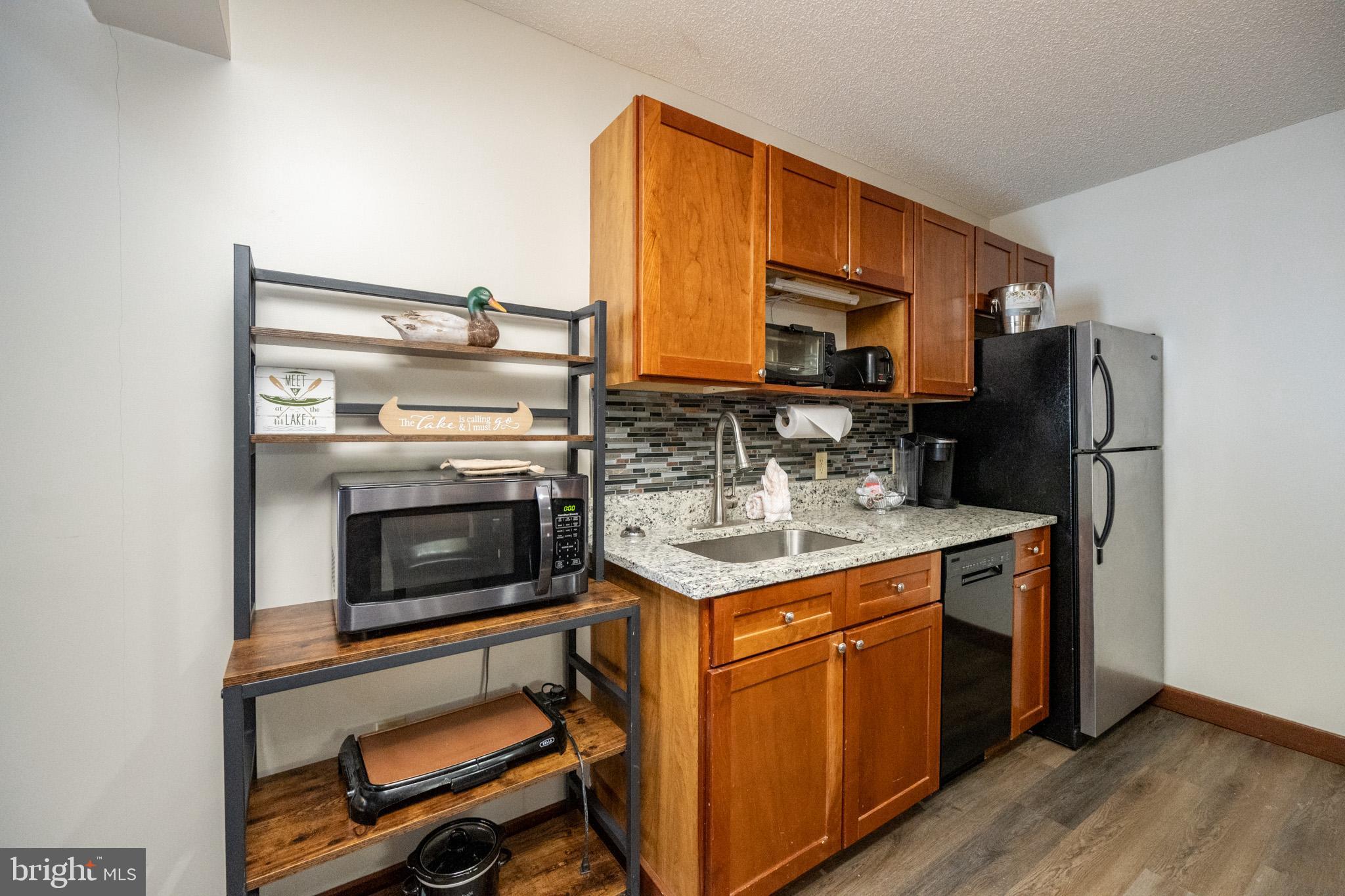 SILVER TREE SUITES - Residential