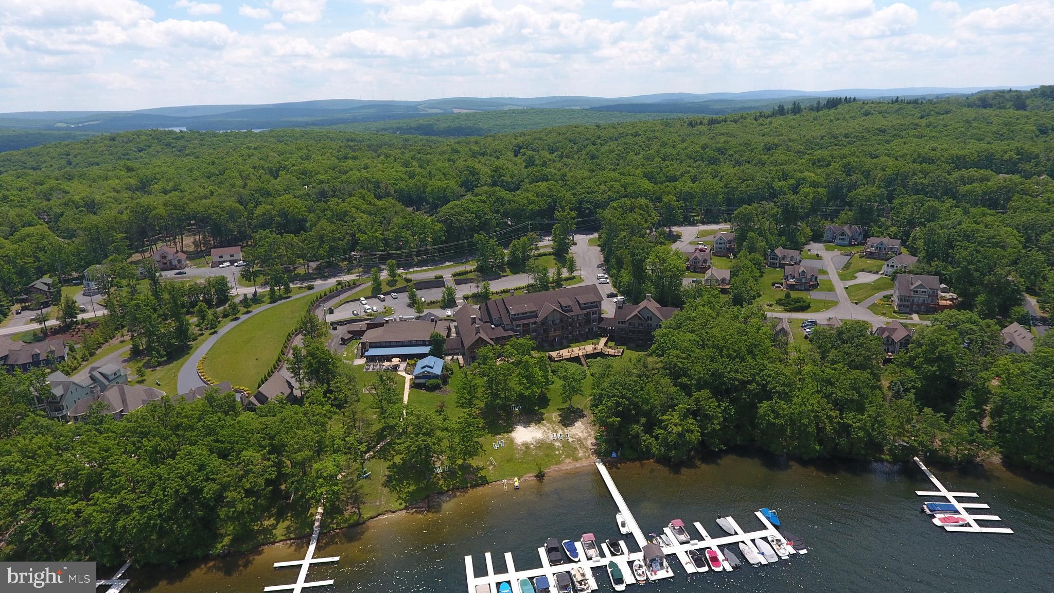 SILVER TREE SUITES - Residential