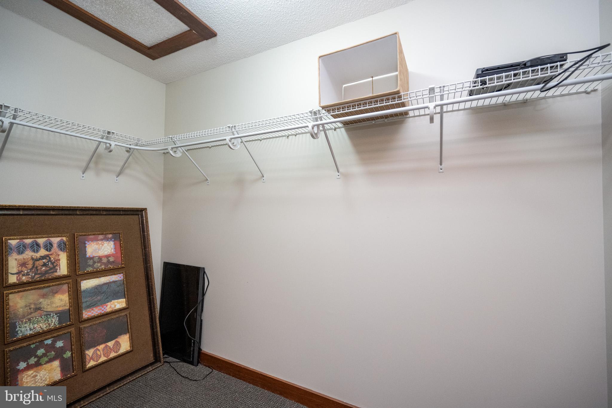 SILVER TREE SUITES - Residential