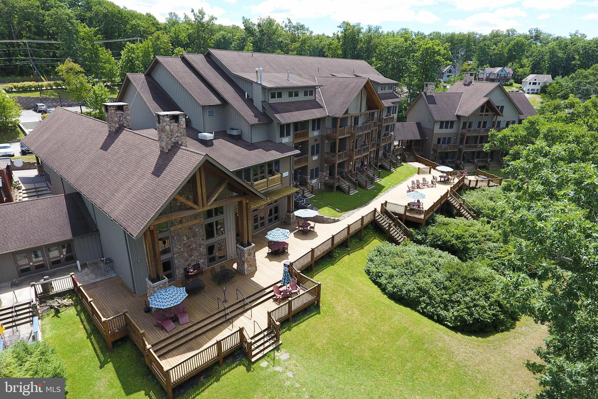 SILVER TREE SUITES - Residential