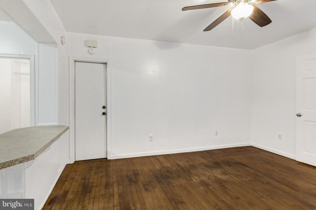 Photo of 600 E Girard Avenue #1R, PHILADELPHIA, PA 19125 (MLS # PAPH2576948)