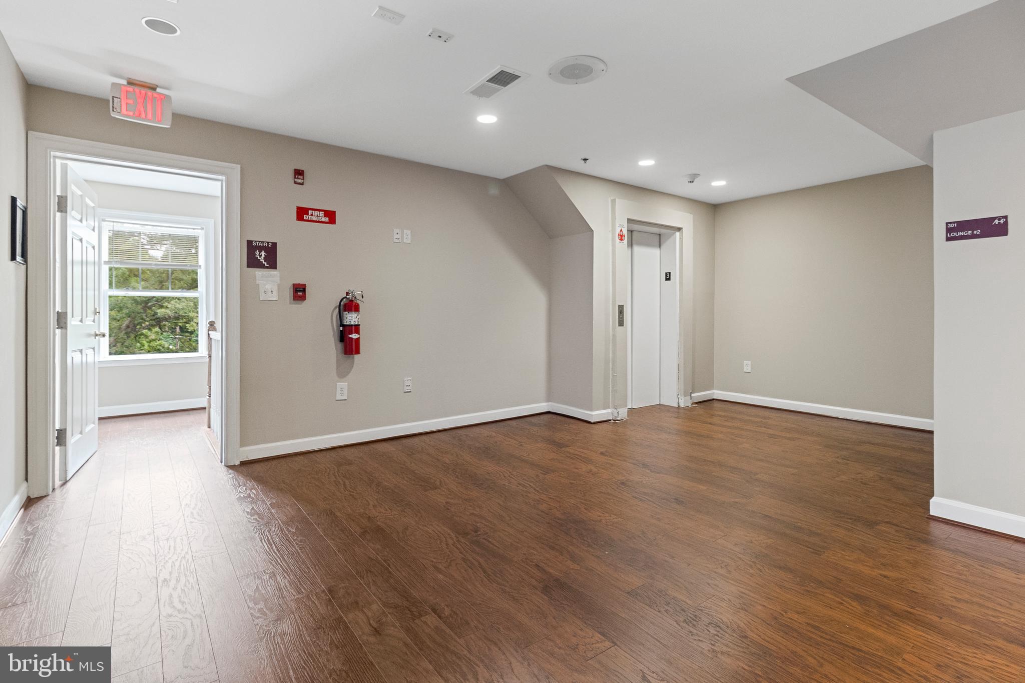 PT OLNEY OUT RES 3 - Residential