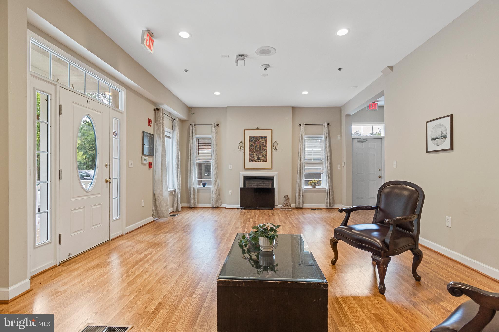 PT OLNEY OUT RES 3 - Residential