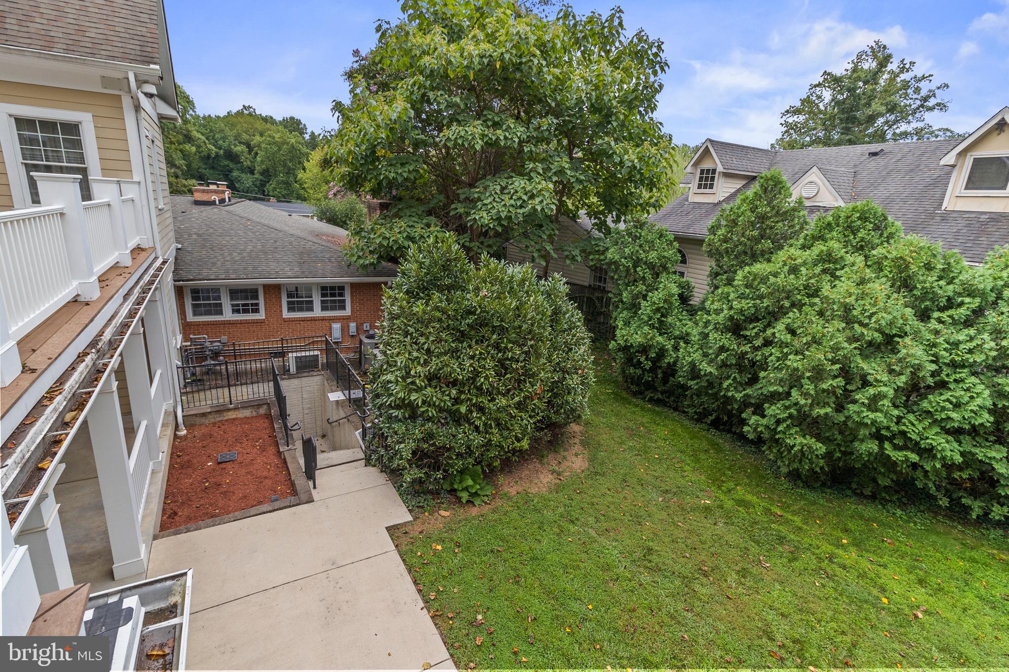 PT OLNEY OUT RES 3 - Residential