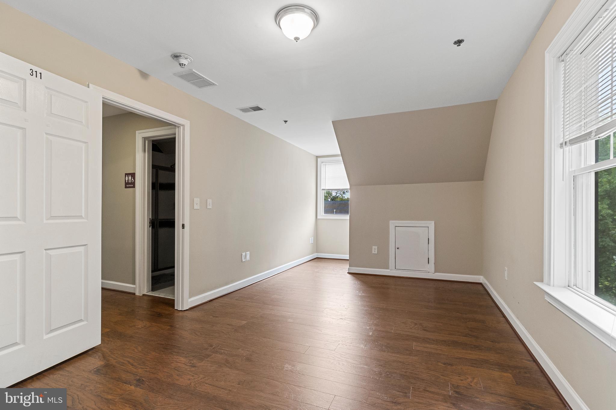 PT OLNEY OUT RES 3 - Residential