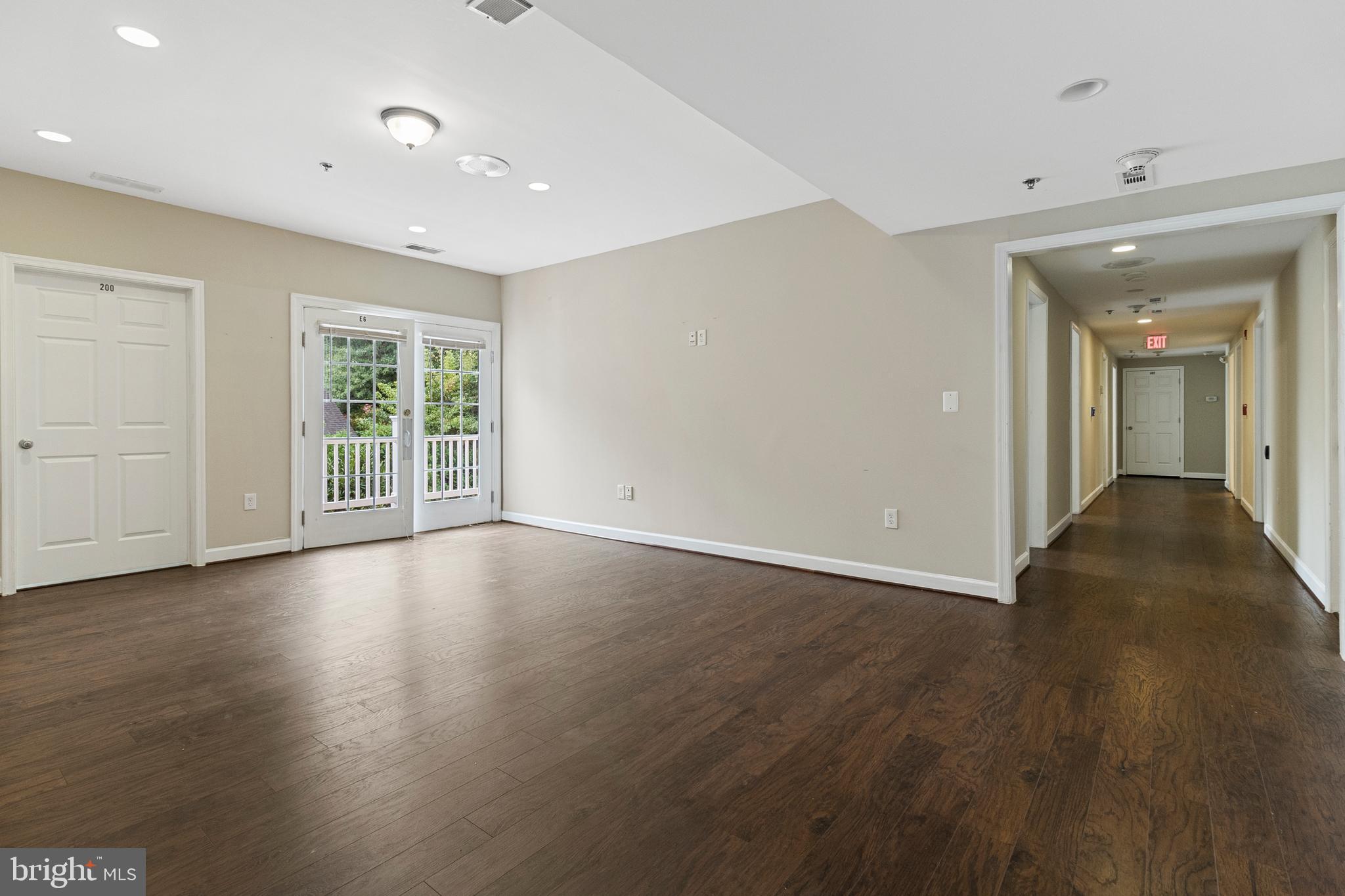 PT OLNEY OUT RES 3 - Residential