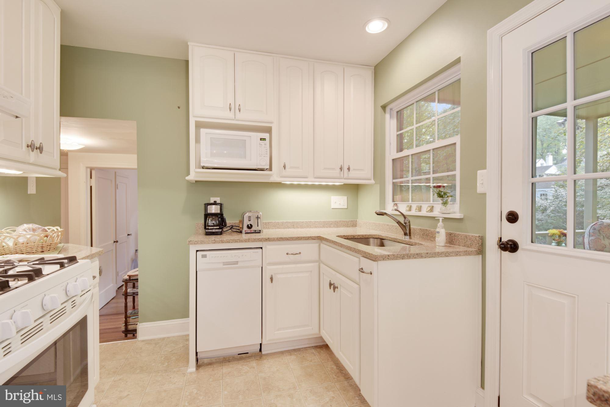 DEVONSHIRE - Residential