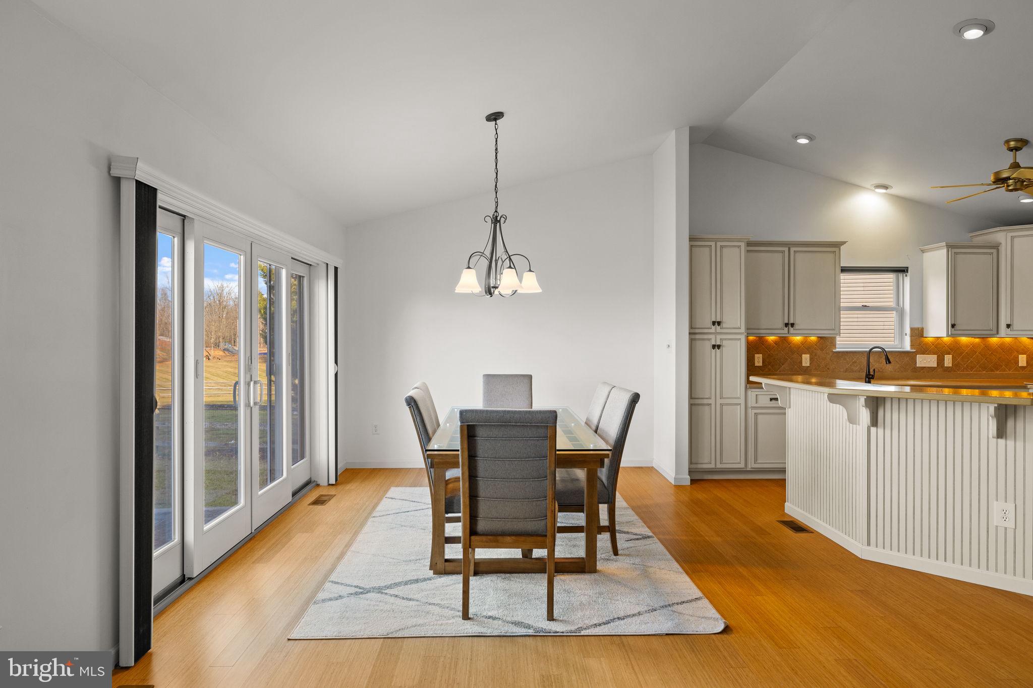 MEADOWS HEIDELBERG - Residential