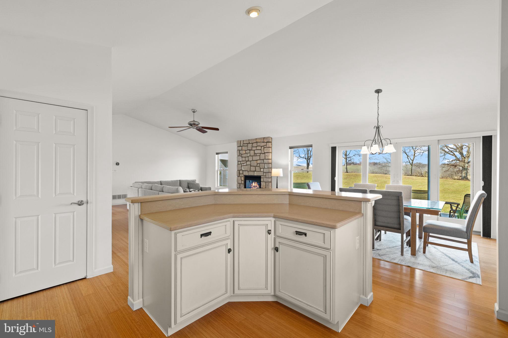 MEADOWS HEIDELBERG - Residential