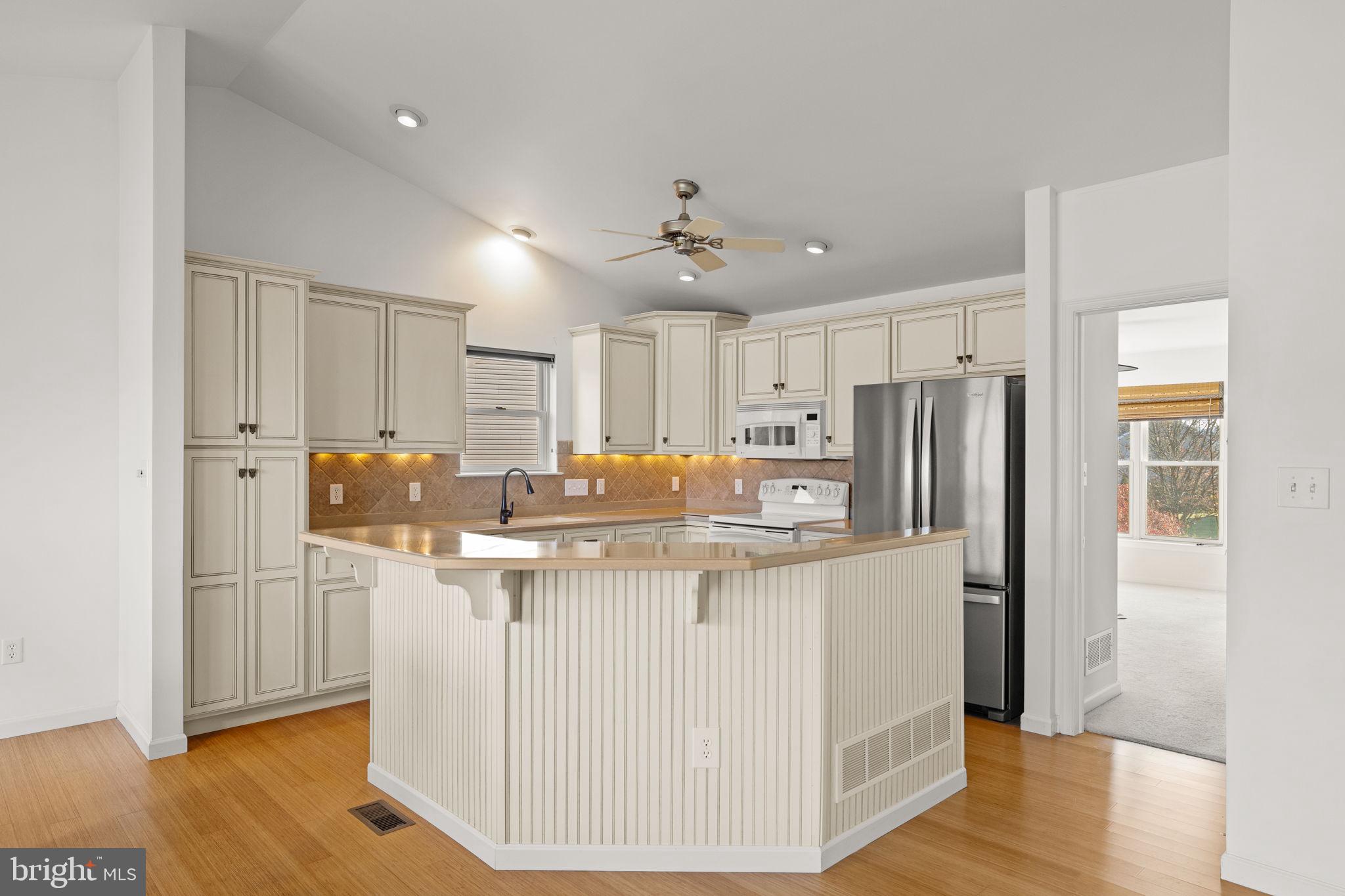 MEADOWS HEIDELBERG - Residential