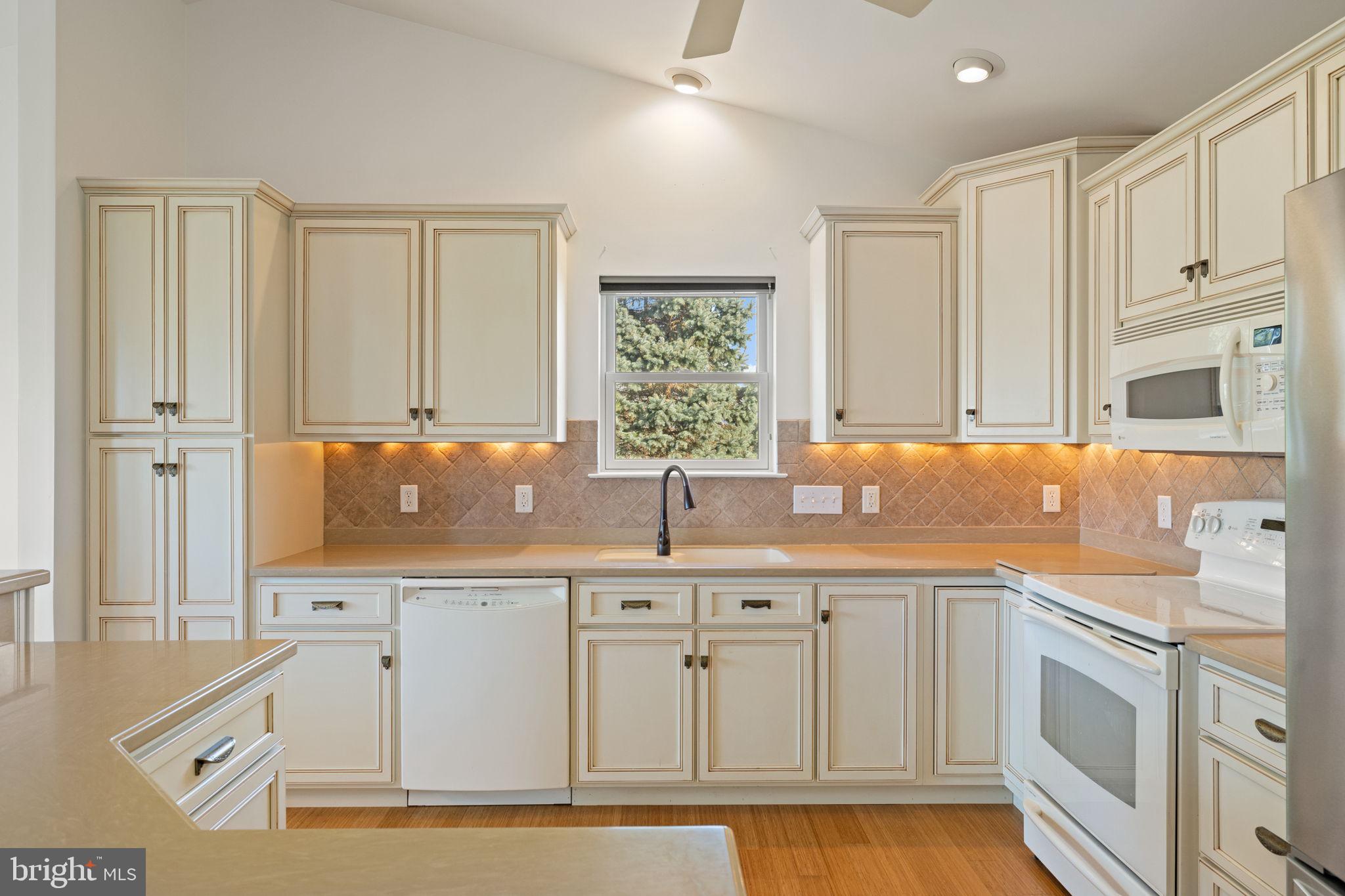 MEADOWS HEIDELBERG - Residential