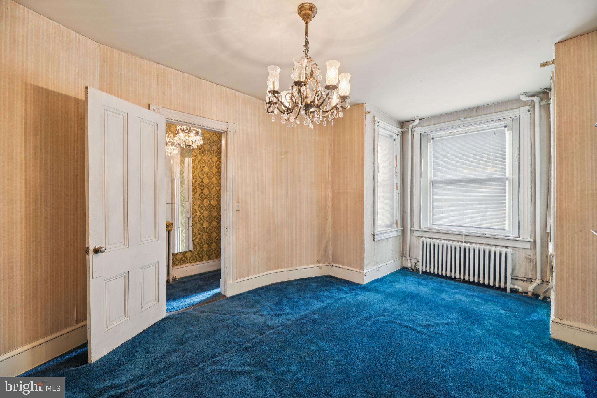 CAPITOL HILL - Residential