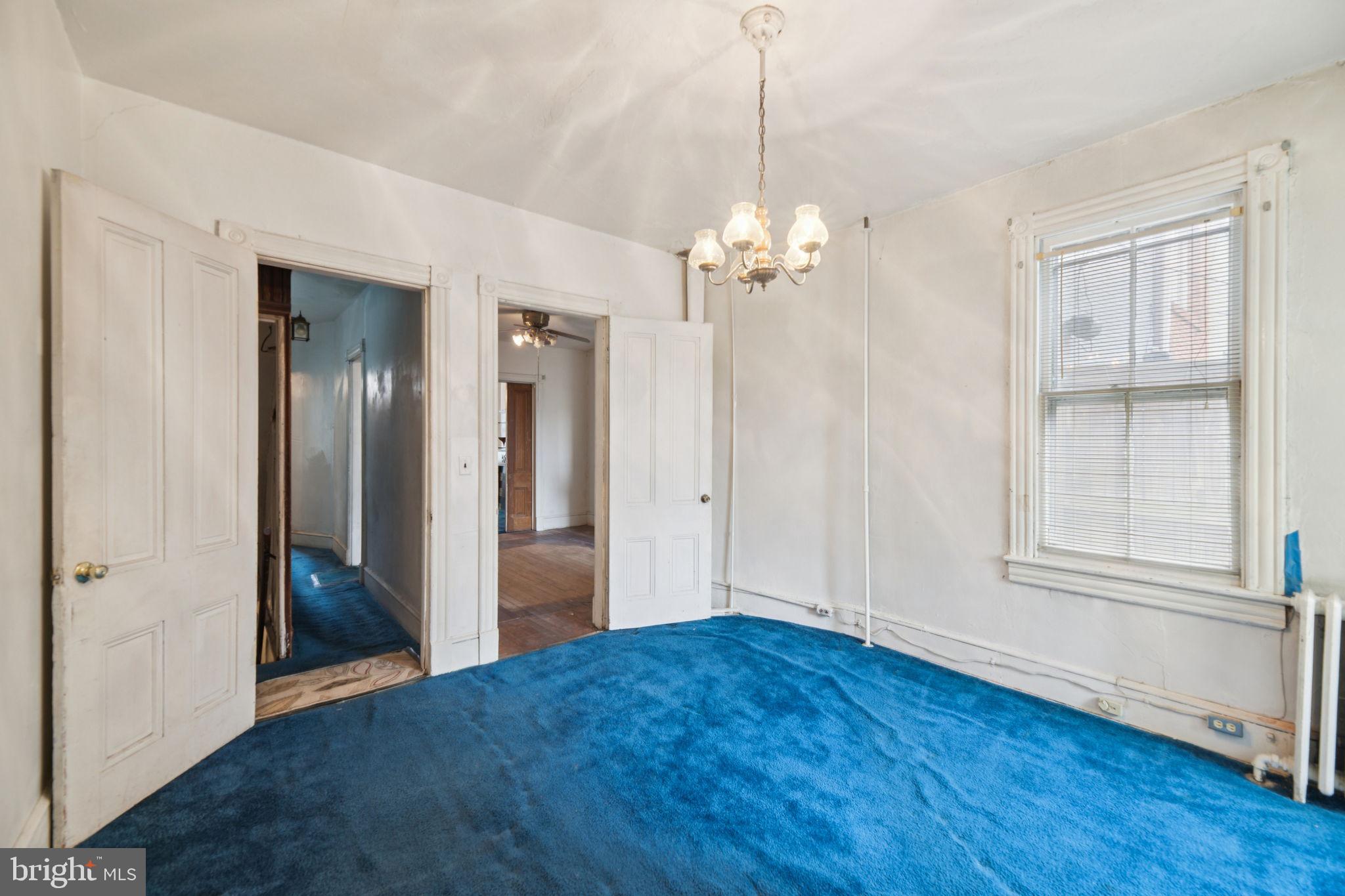 CAPITOL HILL - Residential