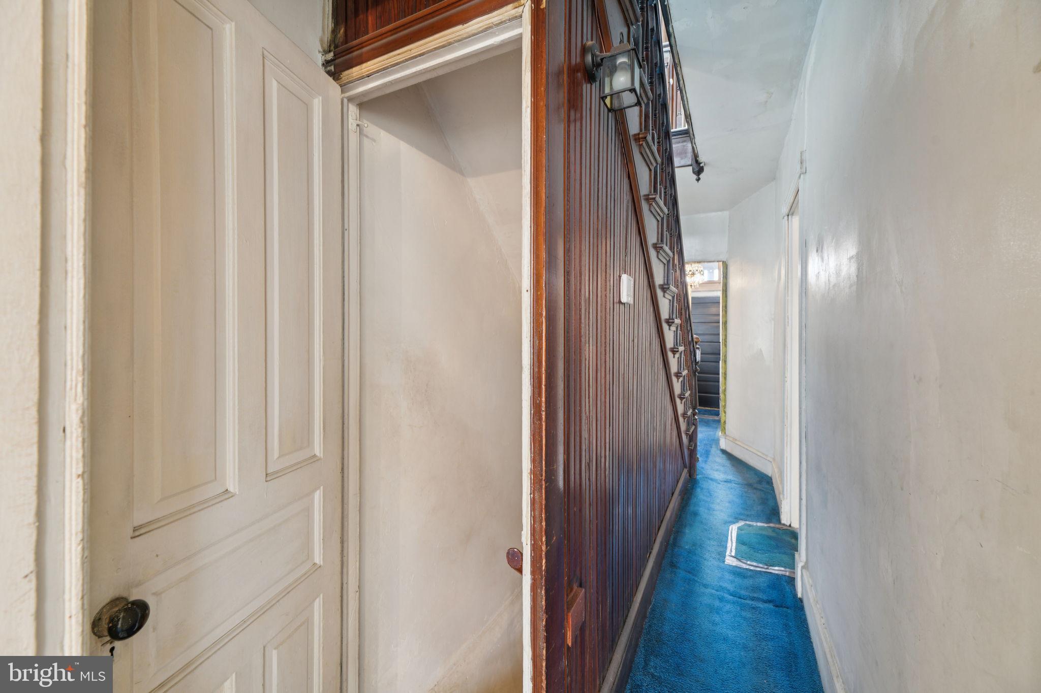 CAPITOL HILL - Residential