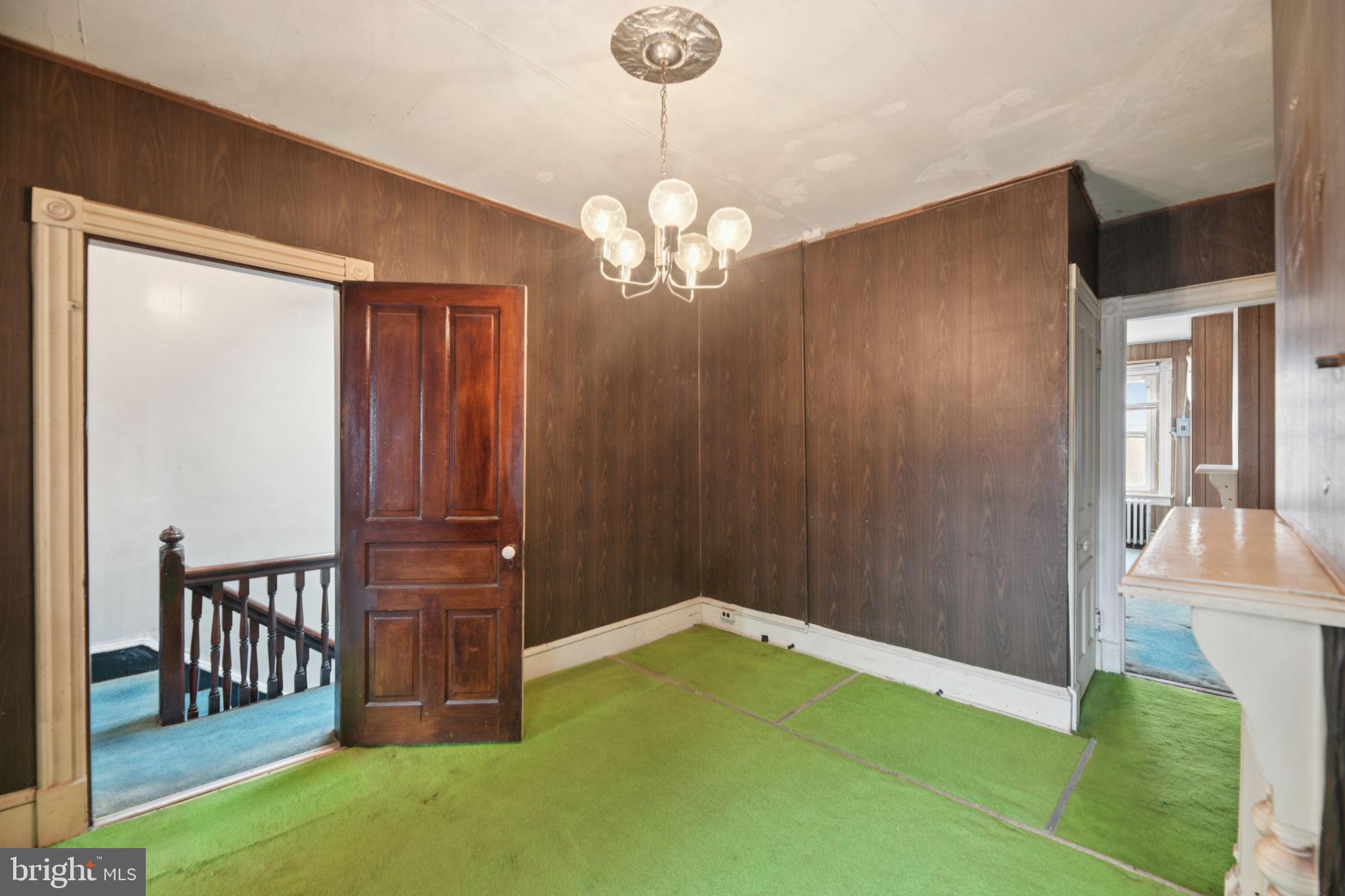 CAPITOL HILL - Residential