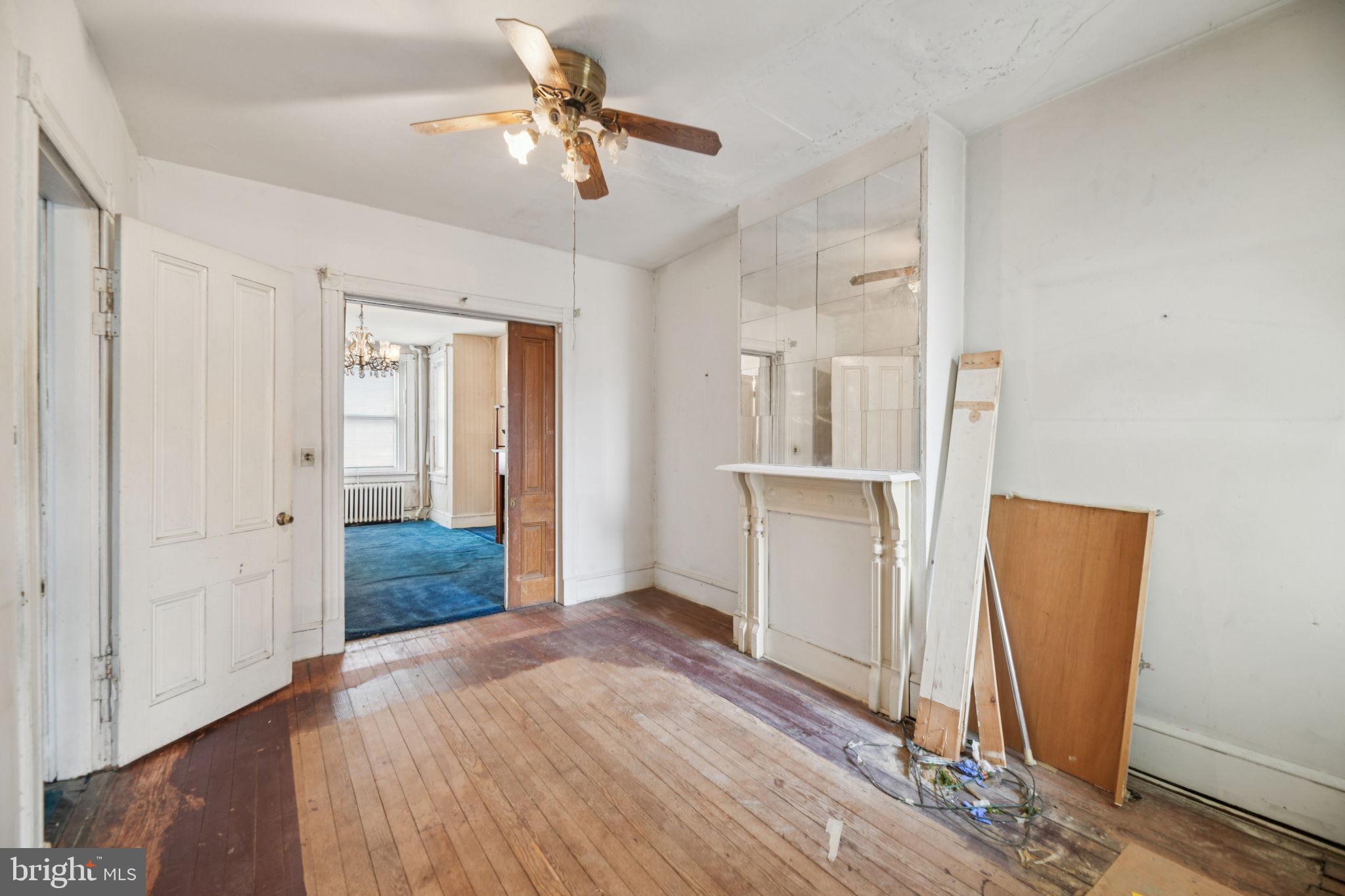 CAPITOL HILL - Residential