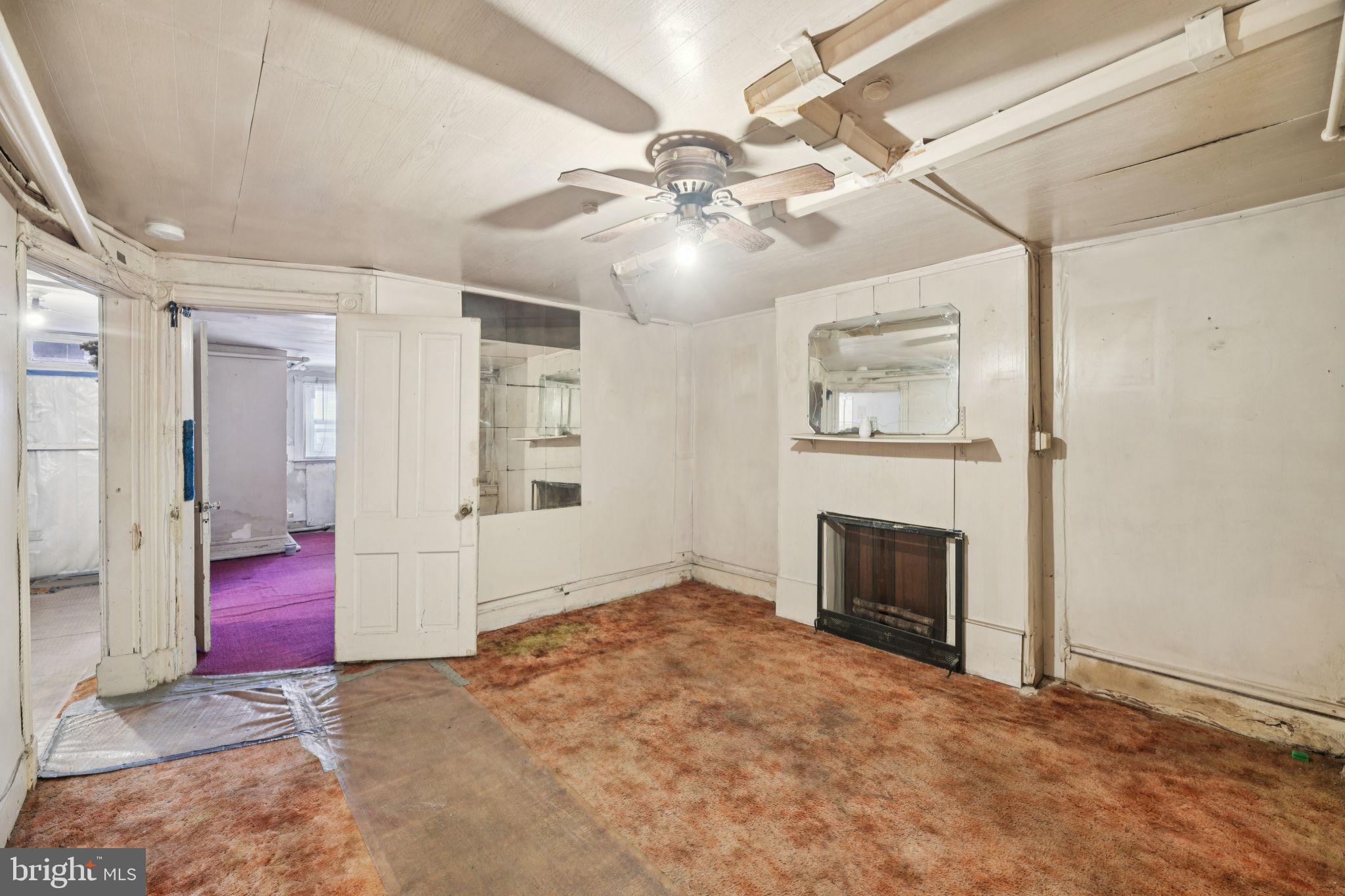 CAPITOL HILL - Residential