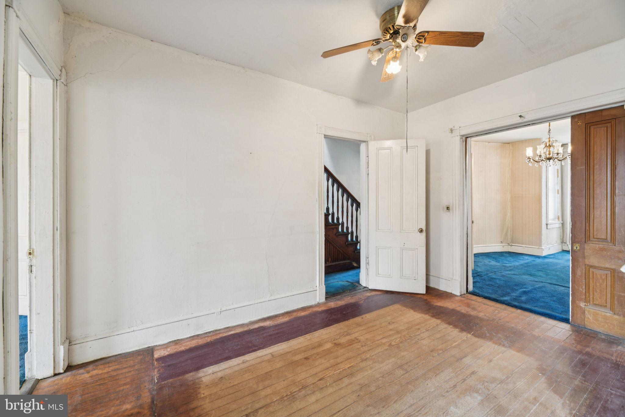 CAPITOL HILL - Residential