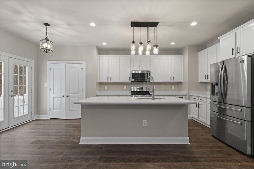 For Rent: Spacious End-Unit Townhome in Villages of Piedmont – Available 2/15

Welcome to this beautiful end-unit townhome in the sought-after Villages of Piedmont. Featuring an open floor plan, 9ft+ ceilings, and recessed lighting, this home offers both comfort and style.

The gourmet kitchen includes a center island, granite countertops, stainless steel appliances, and hardwood flooring, all opening to a spacious family room, perfect for entertaining. A separate dining and living room provide additional space for hosting or relaxing. The large primary suite features a walk-in closet and ample space. A light-filled walkout basement backs to mature trees for added privacy. The home also backs up to a 386-acre nature preserve with scenic trails and a fishing pond, offering a peaceful retreat.

This home is conveniently located near shopping, restaurants, and schools, with easy access to I-66, Rt. 15, and Rt. 29 for a seamless commute.

The property is available for rent beginning February 15. A security deposit of one month’s rent is required. Pets are allowed on a case-by-case basis with an additional $600 deposit. Applications must be submitted through RentSpree.

Don’t miss this opportunity to live in a fantastic community with nature at your doorstep. Schedule a tour today!