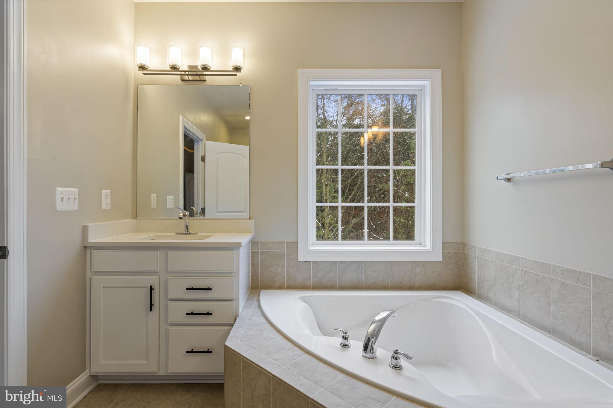 SOUTH MARKET - Residential Lease