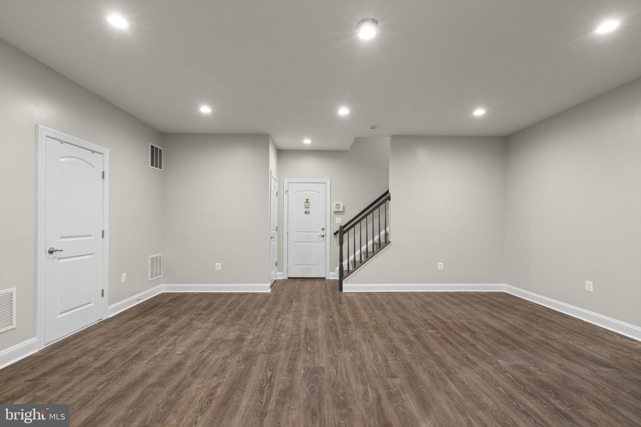 SOUTH MARKET - Residential Lease