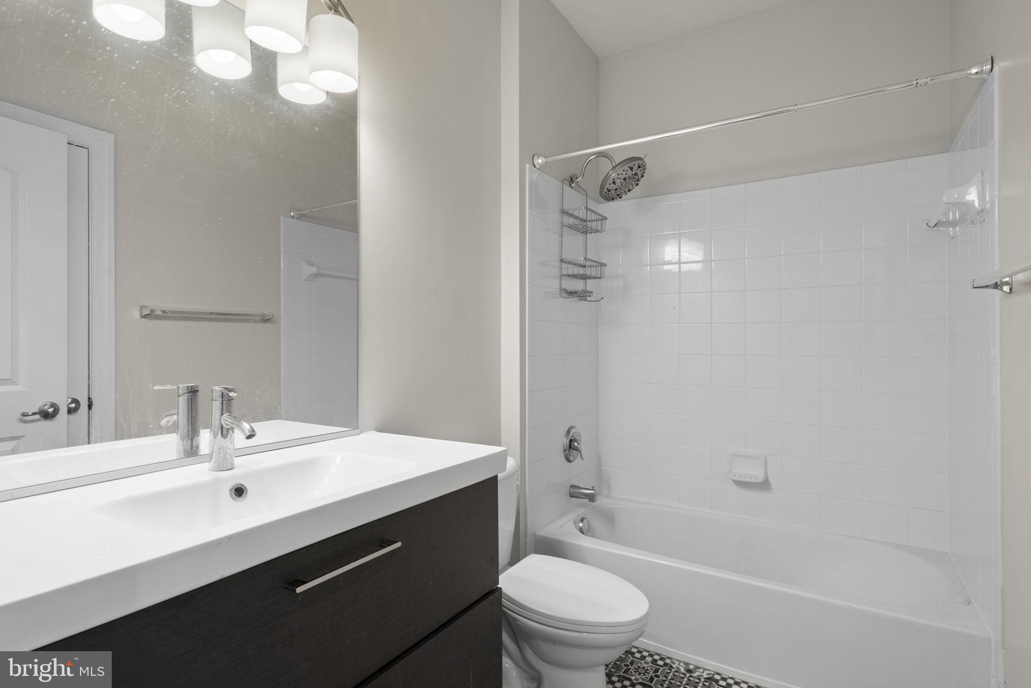 SOUTH MARKET - Residential Lease