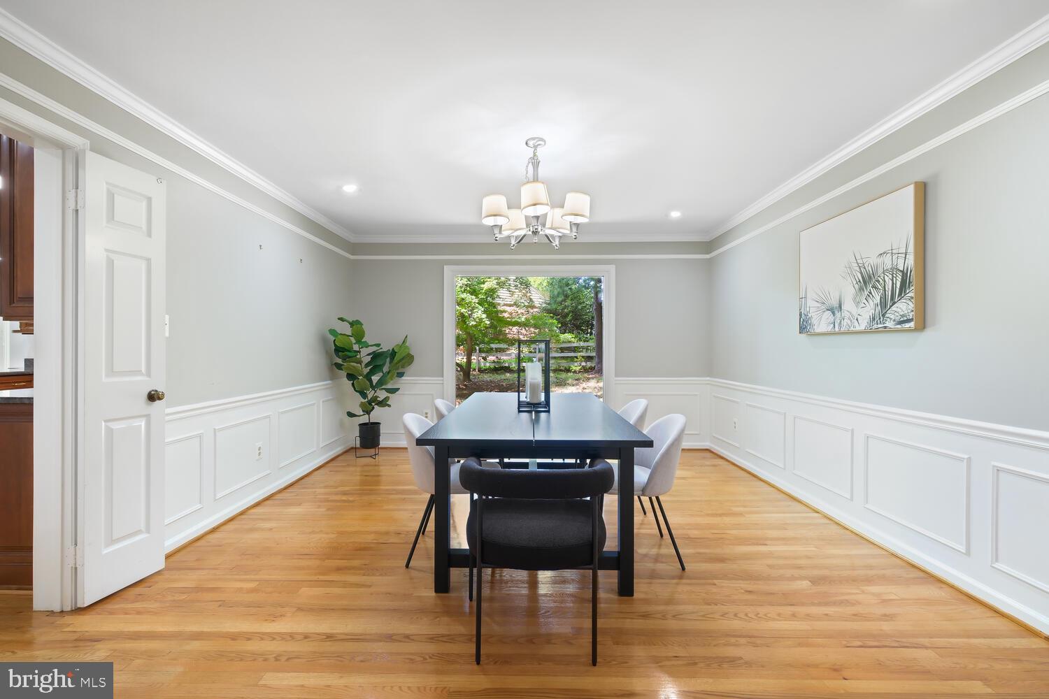 HOLLYOAK - Residential