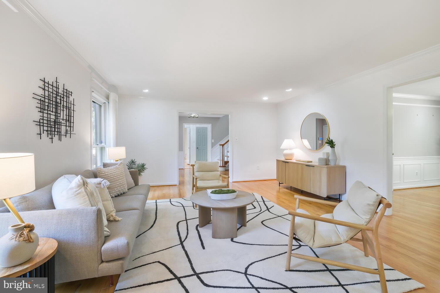 HOLLYOAK - Residential