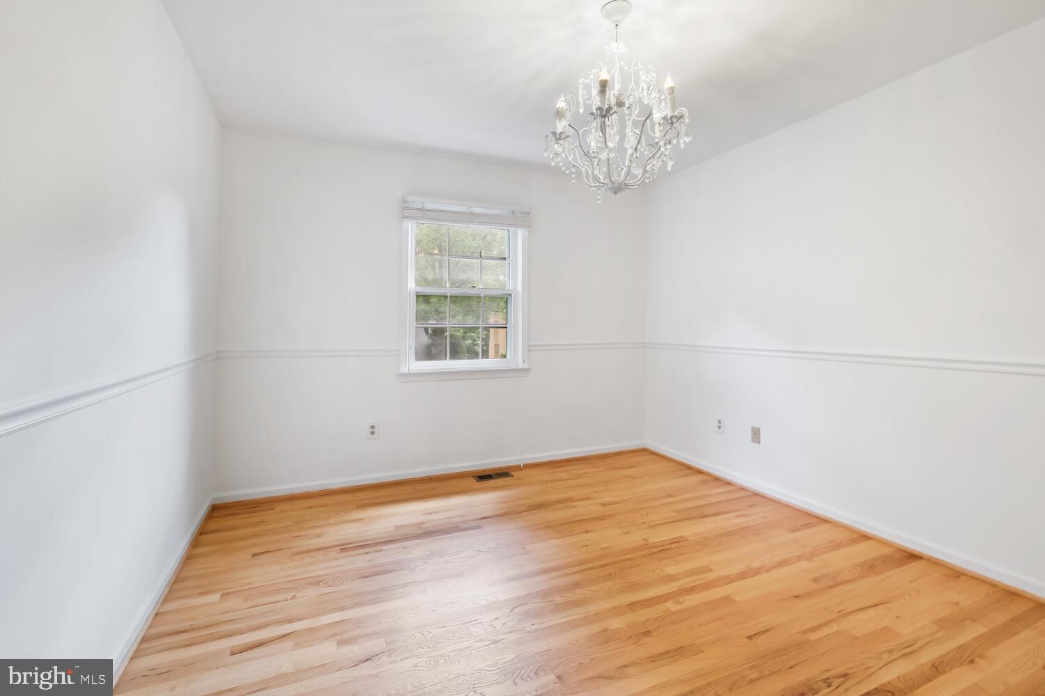 HOLLYOAK - Residential