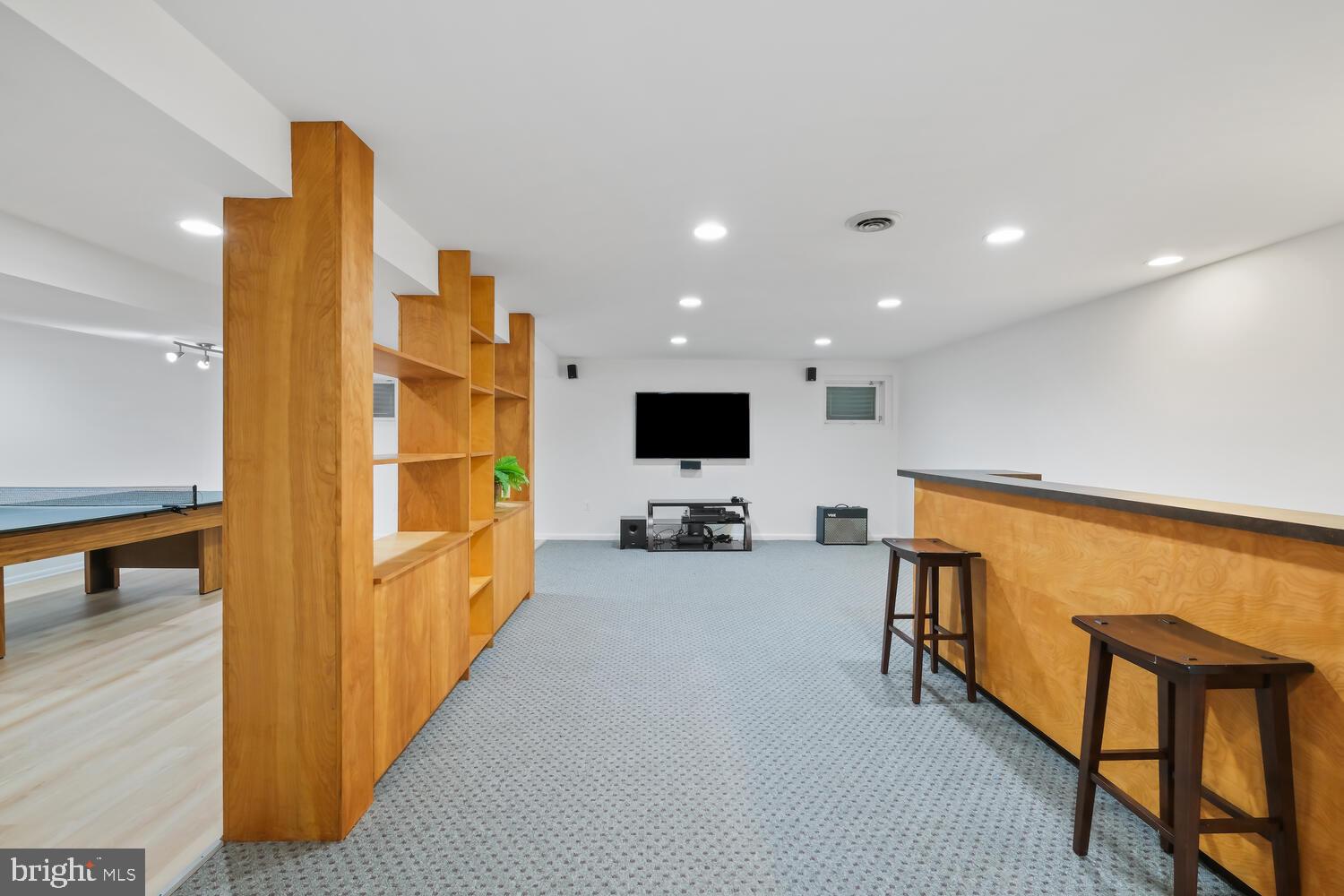 HOLLYOAK - Residential